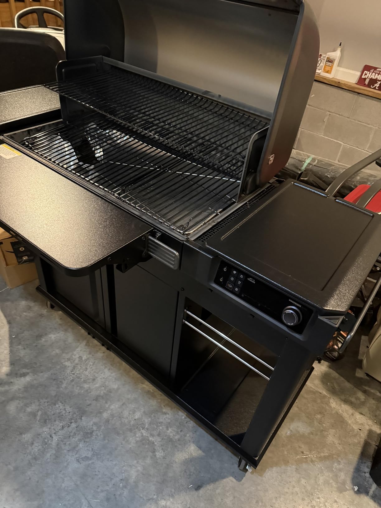 Traeger Grills Woodridge Elite Electric Wood Pellet Grill and Smoker, 970 Sq. in., Side Sear Station, WiFIRE Technology, Super Smoke Mode, Insulated Body, Black, TFC97XLH customer photo 1