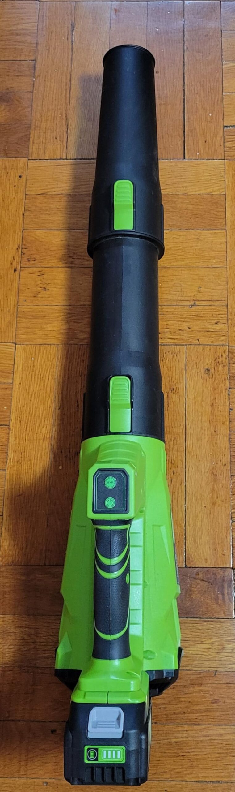 Electric Leaf Blower Cordless with 2x 3.0Ah Battery and Charger, 20V 650CFM 280MPH Handheld Blower customer photo 2