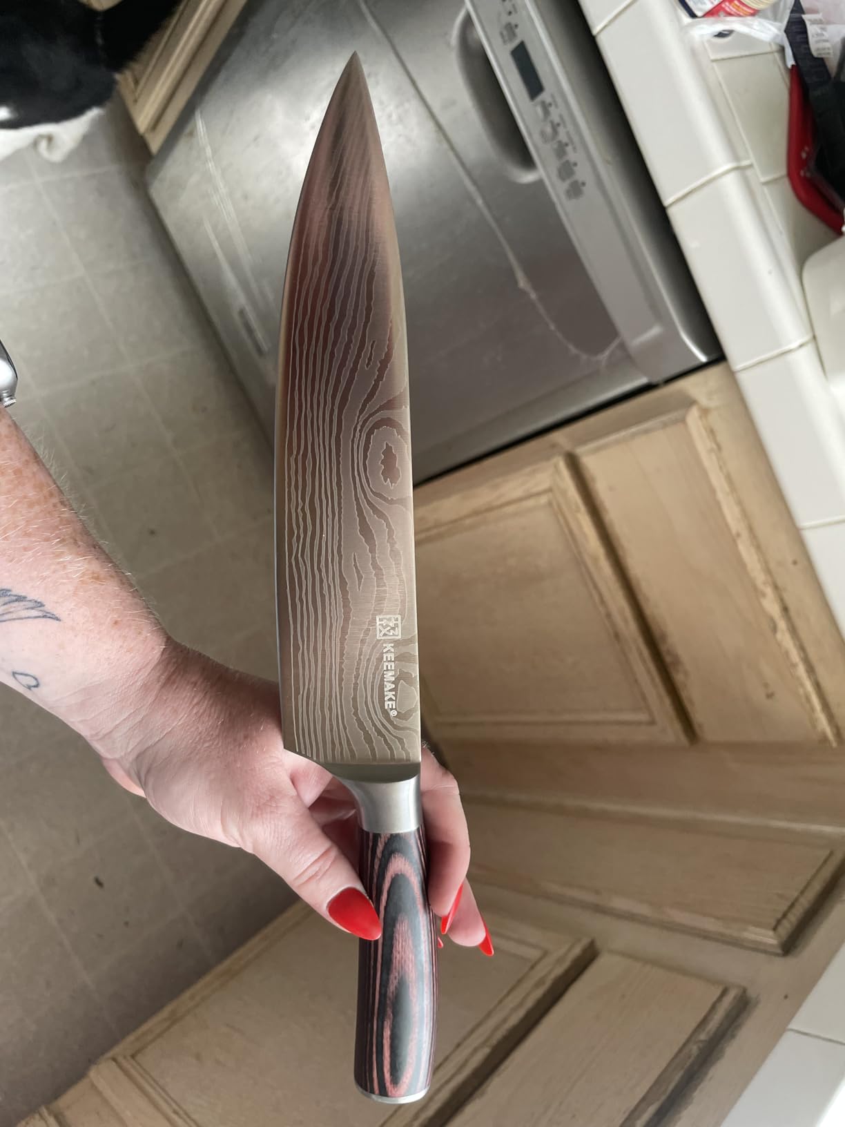 KEEMAKE Chef Knife - 8 Inch High Carbon Stainless Steel Kitchen Knife with Ergonomic Handle, Professional Kitchen Gadgets with Gift Box for Men and Women, Father Day Gifts customer photo 1