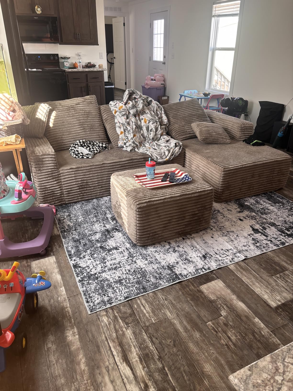 5x7 Area Rug Living Room Rug: Washable Modern Abstract Soft Thin Rug Indoor Floor No Slip Stain Resistant Carpet for Bedroom Dining Room Farmhouse Nursery Home Office - Black customer photo 1