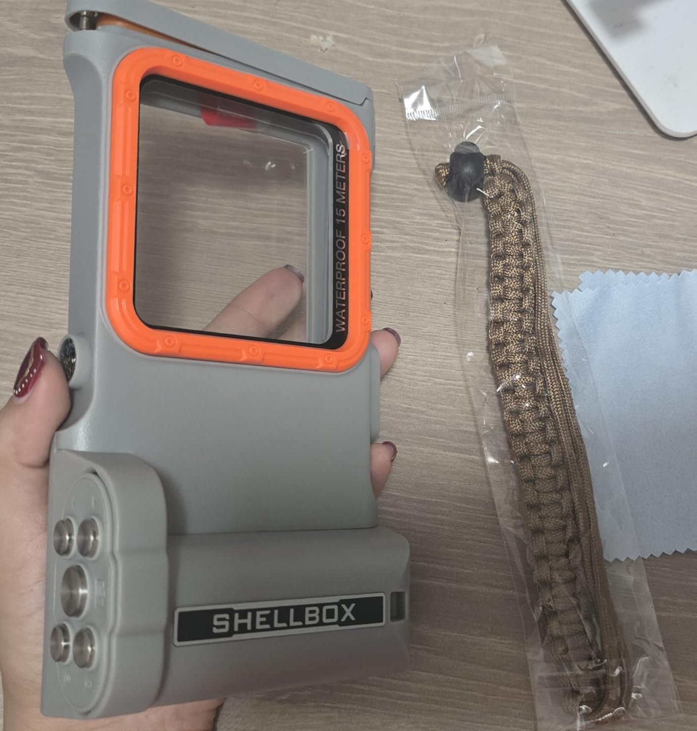 YUECHCASES Bluetooth Diving Phone Case (50FT IP68) customer photo 1