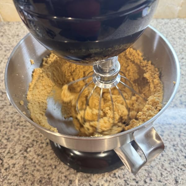 Hamilton Beach Die-Cast Metal Classic Electric Stand Mixer, 12 Speeds, 4.5-Quart Stainless Steel Bowl (63227N), Powder-Coated Black customer photo 2