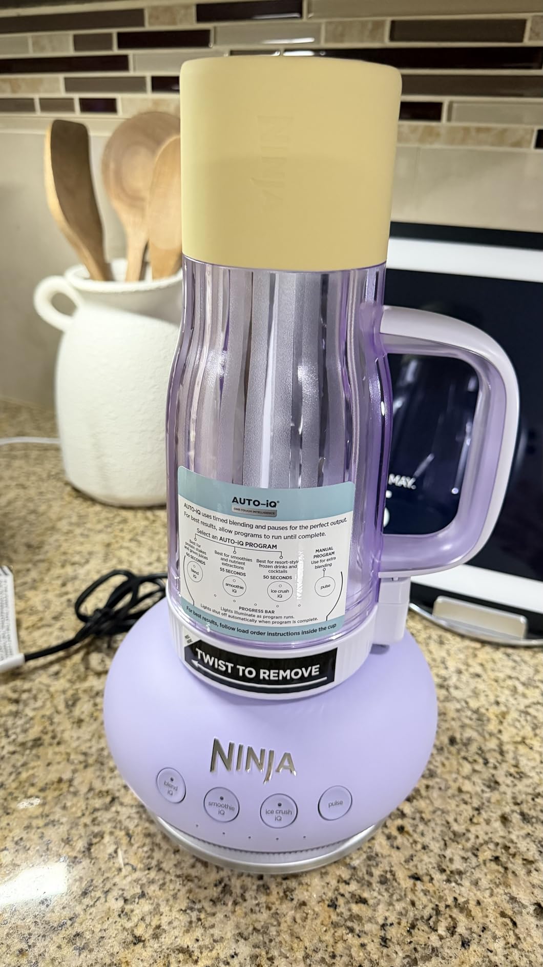 Ninja Blendboss Personal Blender (DB351PR) | 26oz Travel Tumbler with LeakProof Lid & Detachable Straw | Lavender Lemonade customer photo 2