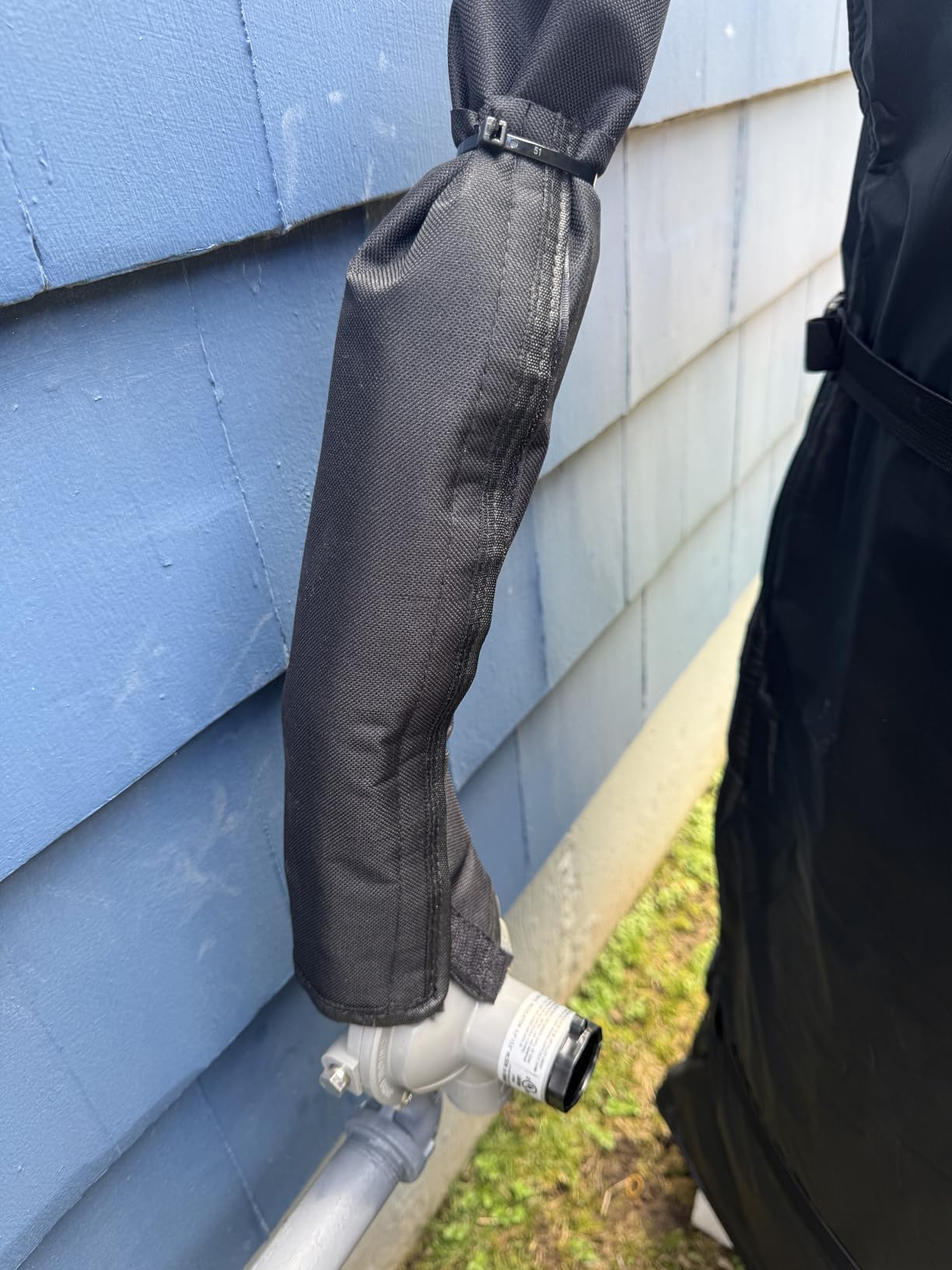 5 Layers HVAC Line Insulation Wrap Cover 78.7x10in | Outside Universal AC Covers, Copper Pipe Set, Waterproof with 600D Oxford Reflective Foil, Prevents Freezing & Condensation customer photo 2