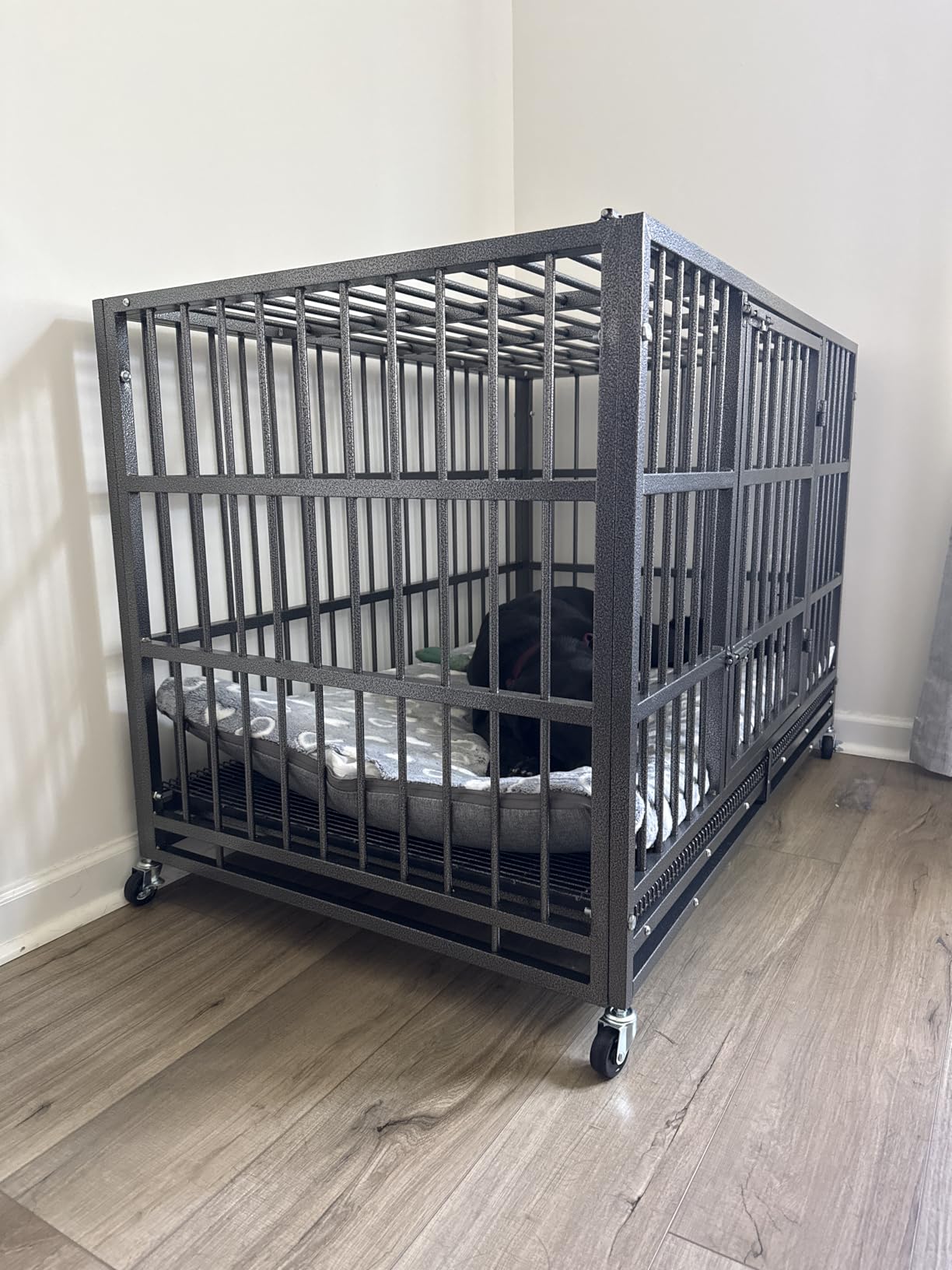 Boldbone 48 inch Dog Crate Furniture, Heavy Duty Dog Kennel Indoor for Large Dogs, Escape-Proof and Chew-Proof Wooden Dog Cage for high Anxiety Dog, Decorate House as TV Stand, End Table, Black customer photo 1