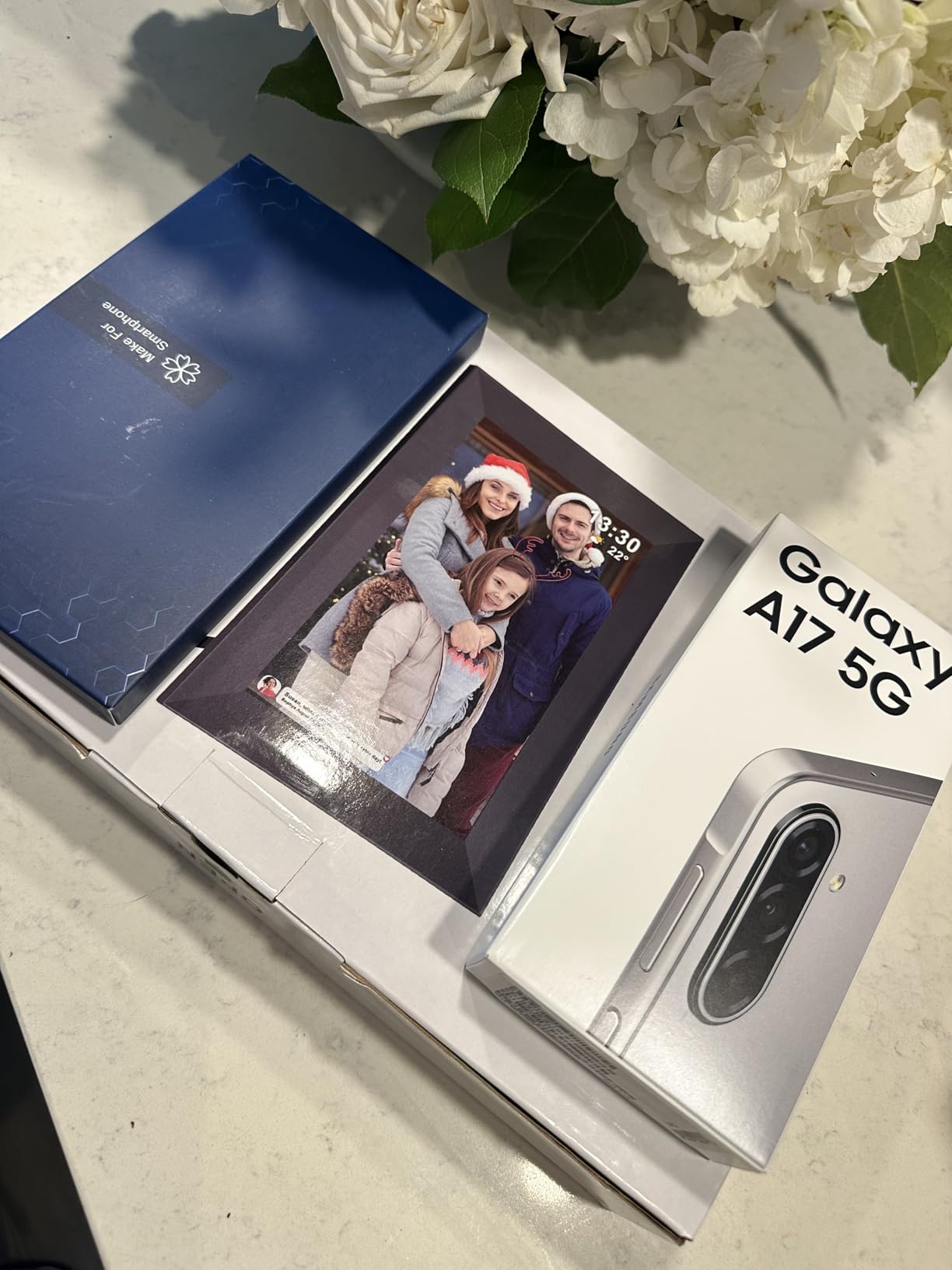 Samsung Galaxy A17 5G Smart Phone, 128GB, Large AMOLED, High-Res Camera, Super Fast Charging, Expandable Storage, Circle to Search, 2025, Gray customer photo 1