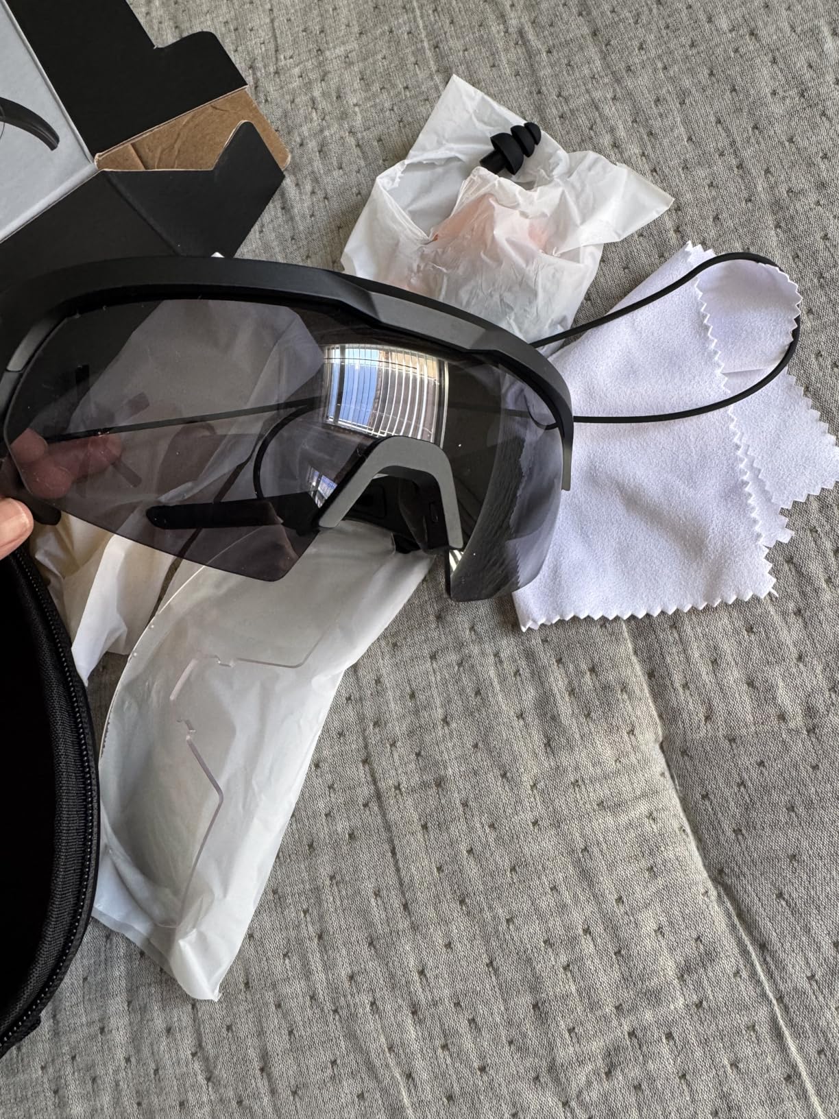 ONNAIS Shooting Glasses with Earplugs - ANSI Z87.1+ Safety Glasses with Detachable NRR 32dB Earplugs, Fathers Gifts for Men customer photo 2