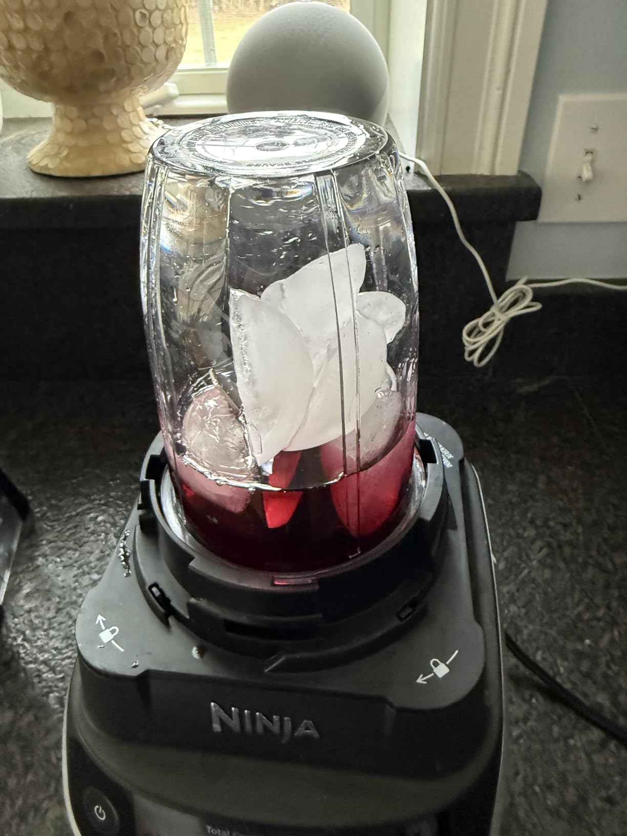 Ninja UltraCrush Professional Kitchen System | 1500W, 72oz Full-Size Blender, 8-Cup Food Processor & 18 oz To-Go Cup | Total Crushing Technology, Smoothies, Ice Crush, Chopping & More | Silver | BP401 customer photo 1