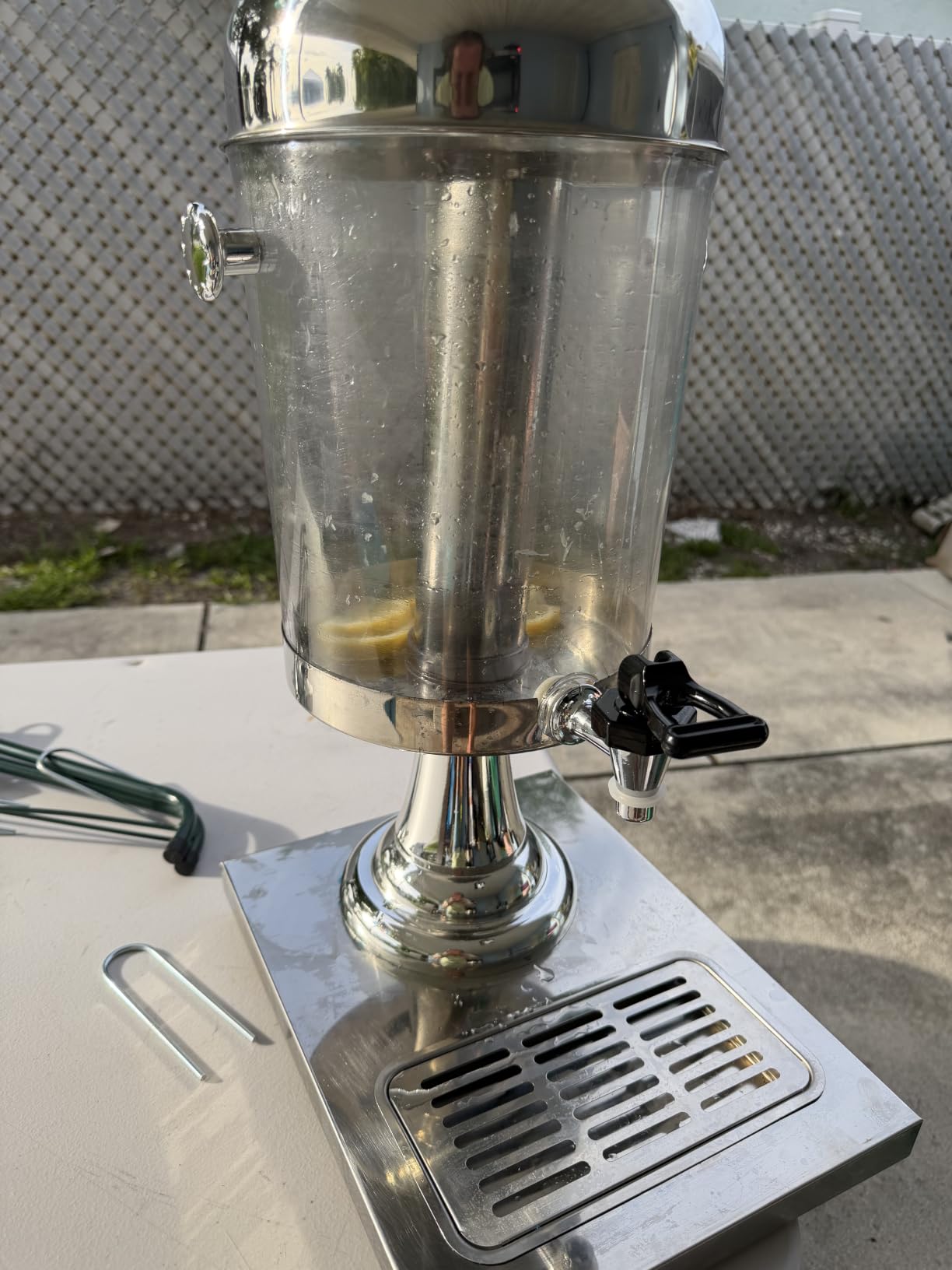 4.4 Gallon Iced Beverage Drink Dispenser, Stainless Steel Water Jar with Stand, Iced Beverage Drink Dispenser for Parties, Commercial Hot Cold Juice, Hot & Cold Drinks customer photo 2