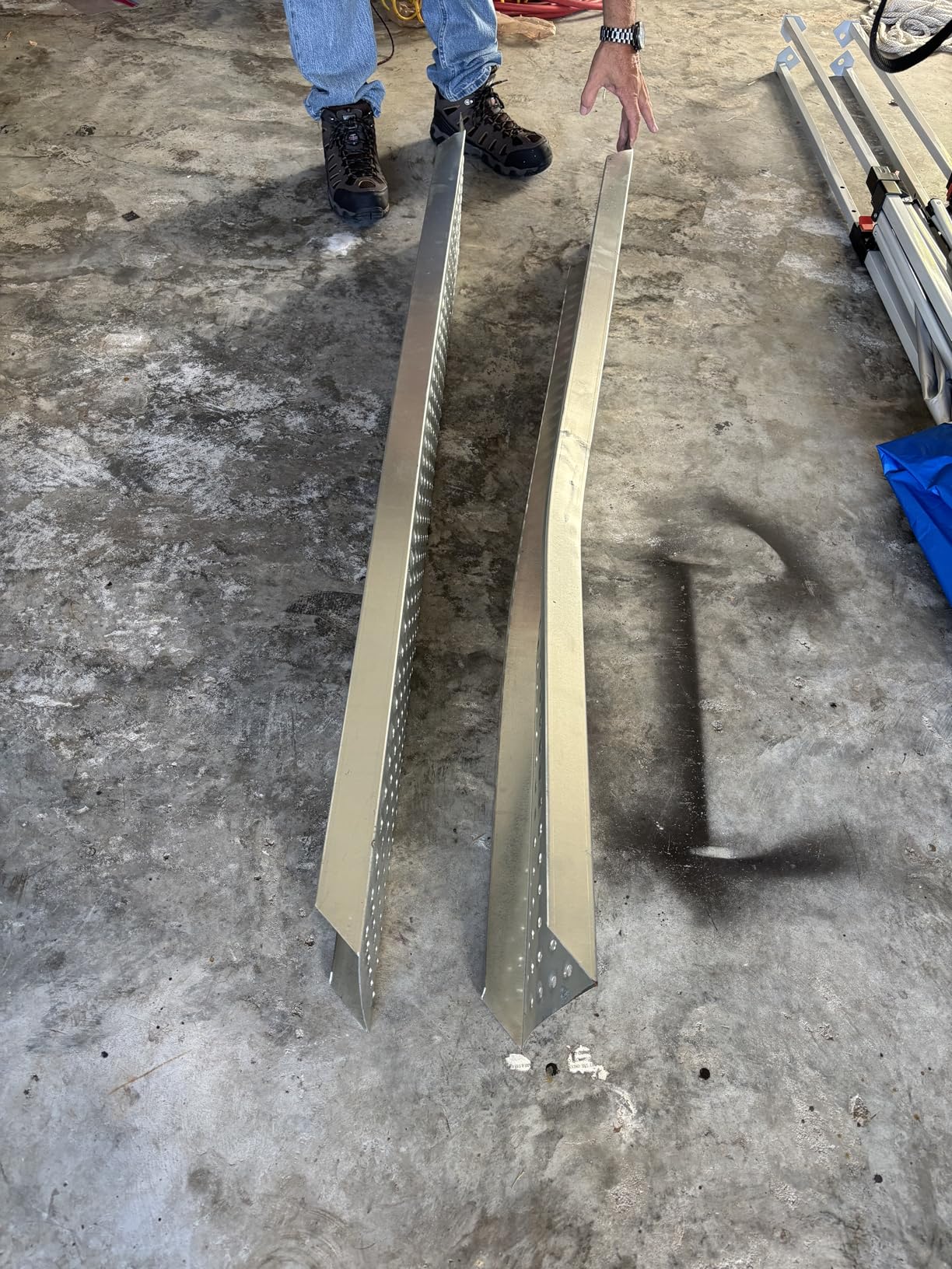 DNA Motoring Heavy Duty Folding Ramps, 880 lbs Capacity 70