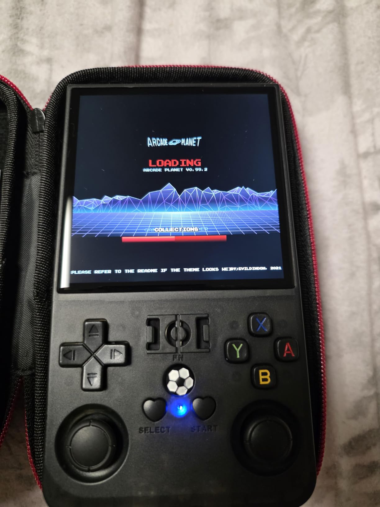 R36MAX Retro Gaming Console, Retro Handheld Games Console with 64GB TF Card, Portable Open Source Linux System, 4.0 inch IPS HD Screen Video Game Console, 4000mAh Battery customer photo 2