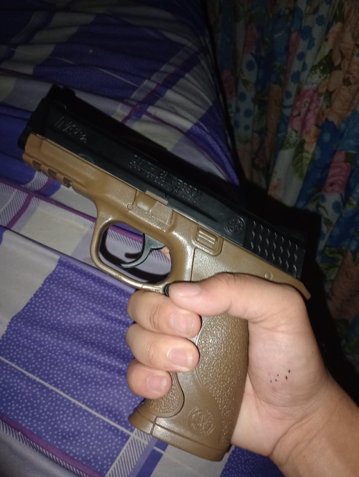 Smith & Wesson M&P 40 .177 Cal BB Gun Air Pistol, DEB, Standard Action customer photo 2