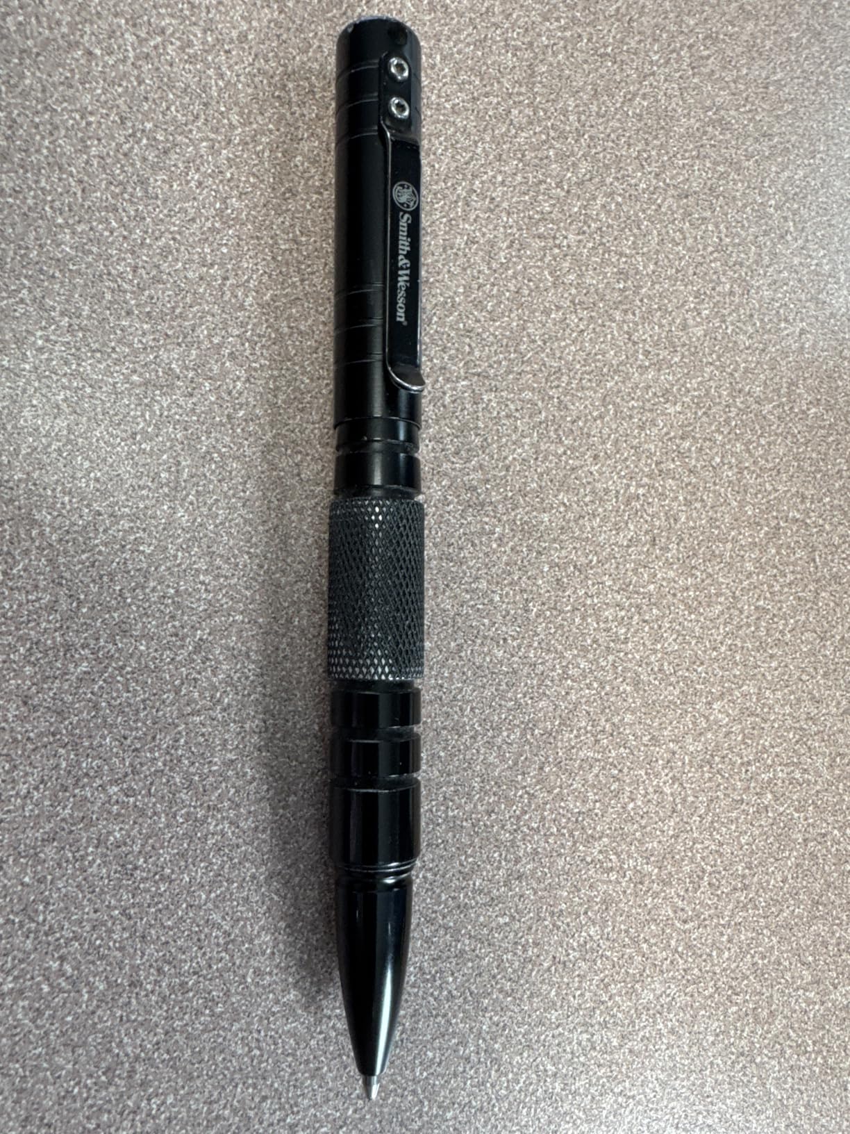 Smith & Wesson 6.1in Aircraft Aluminum Refillable Tactical Pull Cap Pen for Outdoor Survival Camping and Everyday Carry customer photo 1