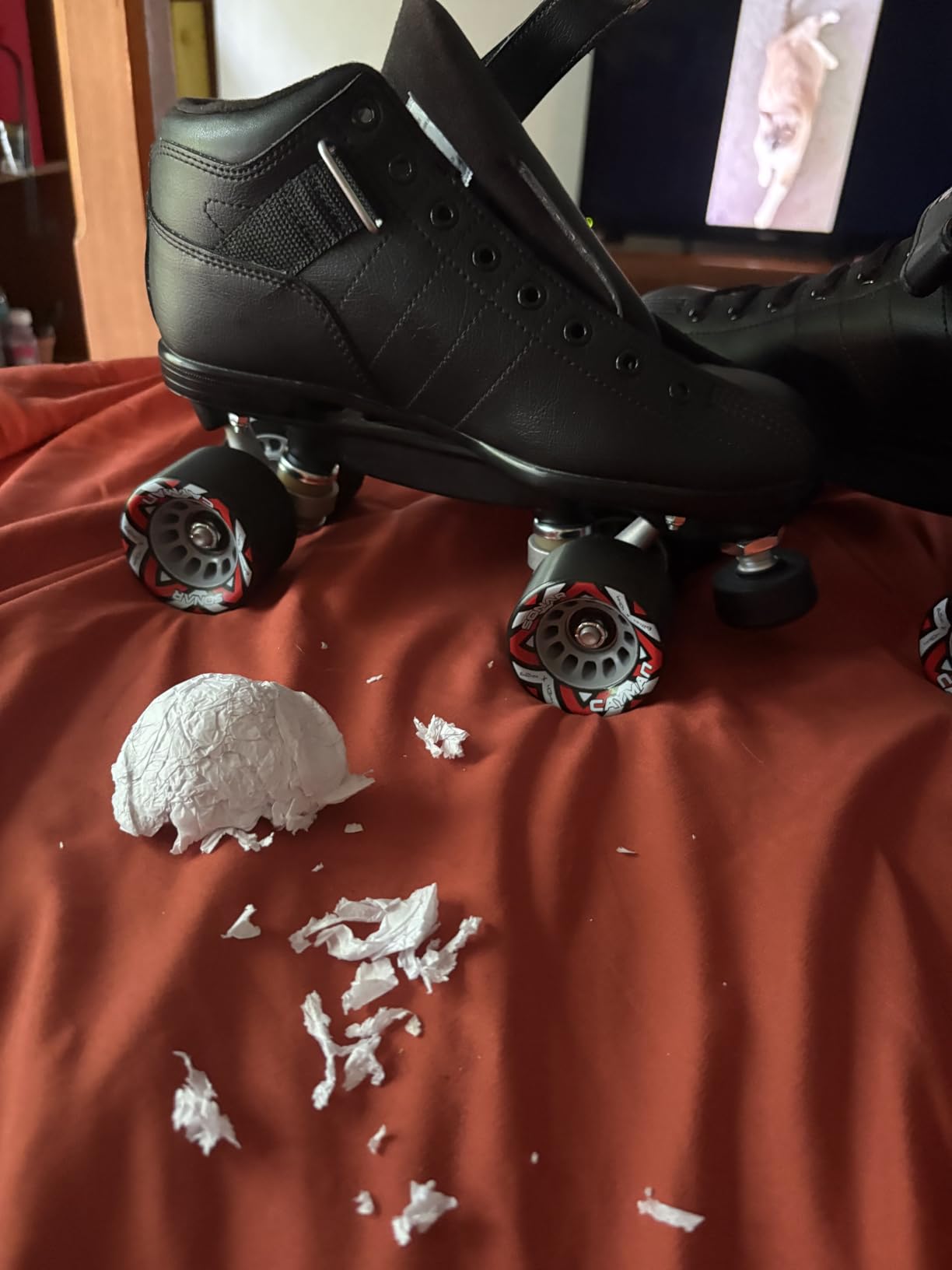 Riedell R3 Indoor Quad Roller Skates for Men and Women | Ultra-Durable, Sonar Cayman Wheels, Nylon Plate, Precision Fit, ABEC-5 Bearings, Velcro Cinch Strap customer photo 1