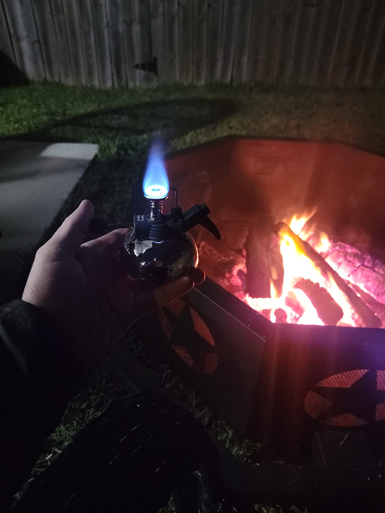 The Burner by ALEC Bradley - Table Cigar Lighter for Tobacco - Wind-Resistant, Butane-Powered, Easy to use, Large Flame, Lights Up to 1,000 Cigars Before Refill customer photo 2