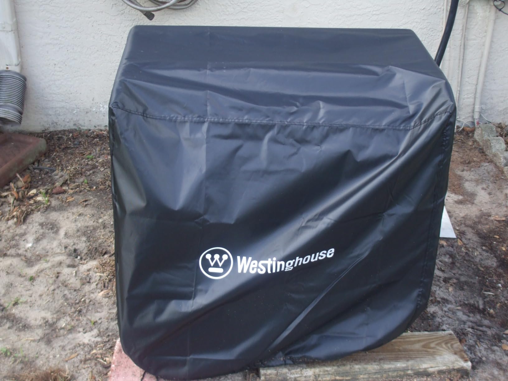 Westinghouse Outdoor Power Equipment WGen Generator Cover - Universal Fit For Portable Generators Up to 9500 Rated Watts customer photo 2