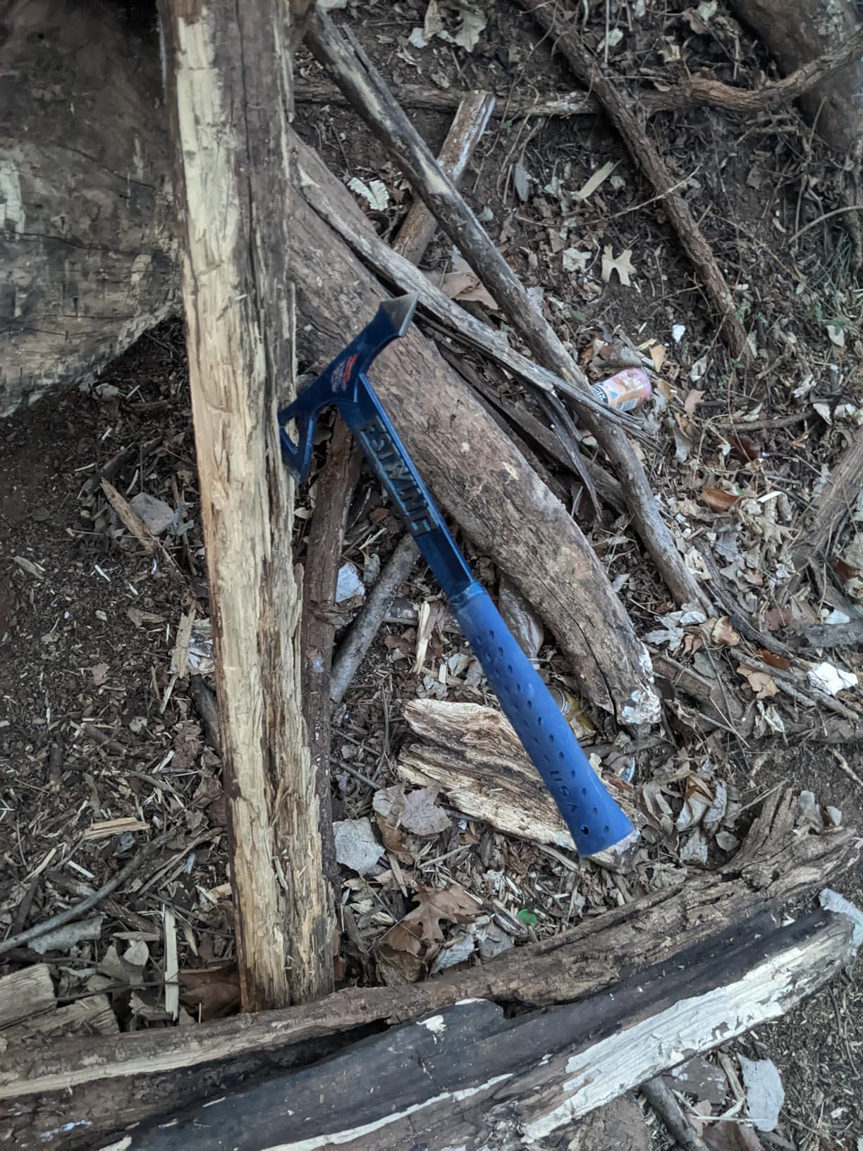 ESTWING Tomahawk Axe - 16.25