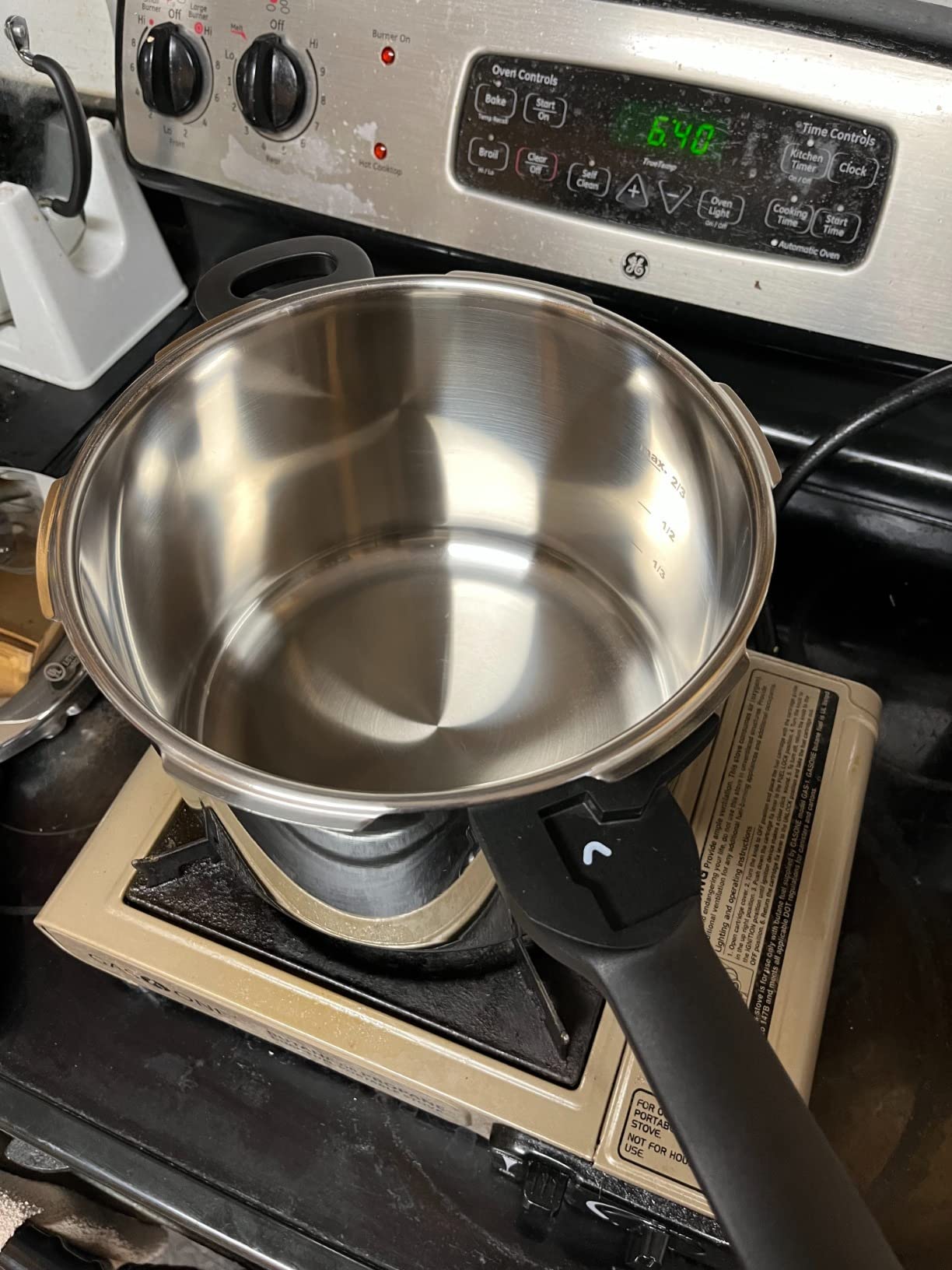 T-Fal Secure Stainless Steel Pressure Cooker, 6.3 Quart, Steam Basket, Induction, Secure Locking System, Easy and Safe Opening, Compatible with All Cooktops, Dishwasher Safe, Silver customer photo 2