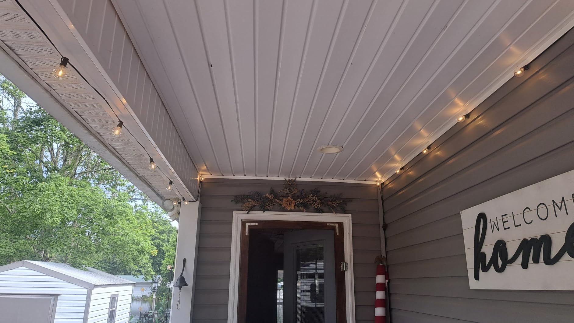 Brightown Outdoor String Lights, 29FT G40 LED IP65 Waterproof Patio Lights | 12 Shatterproof Edison Bulbs, Plug-In, Dimmable, Connectable, Hanging Light for Backyard Porch Party Decor, Warm White customer photo 1