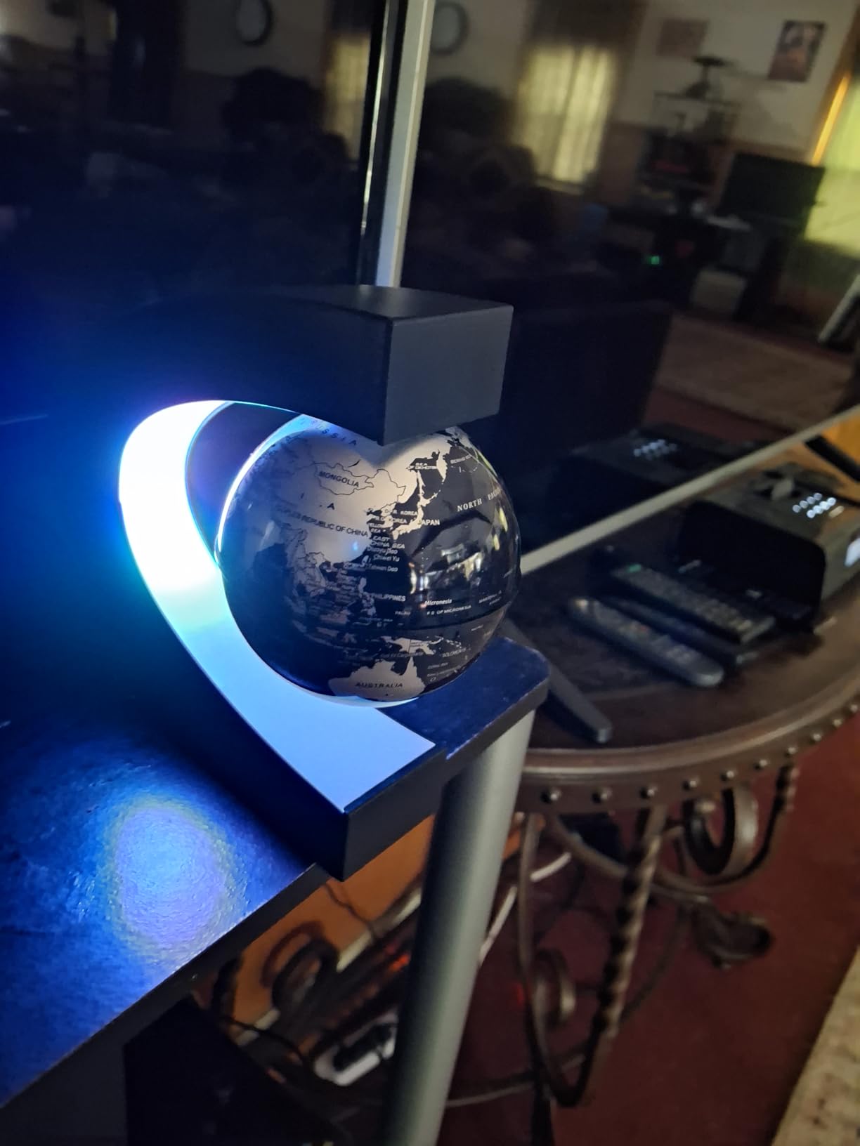MOKOQI Magnetic Levitating Globe with LED Light, Cool Tech Gift for Men Father Boys and Girls , Birthday Gifts for Kids, Floating Globes World Desk Gadget Decor in Office Home/Display Frame Stand customer photo 2