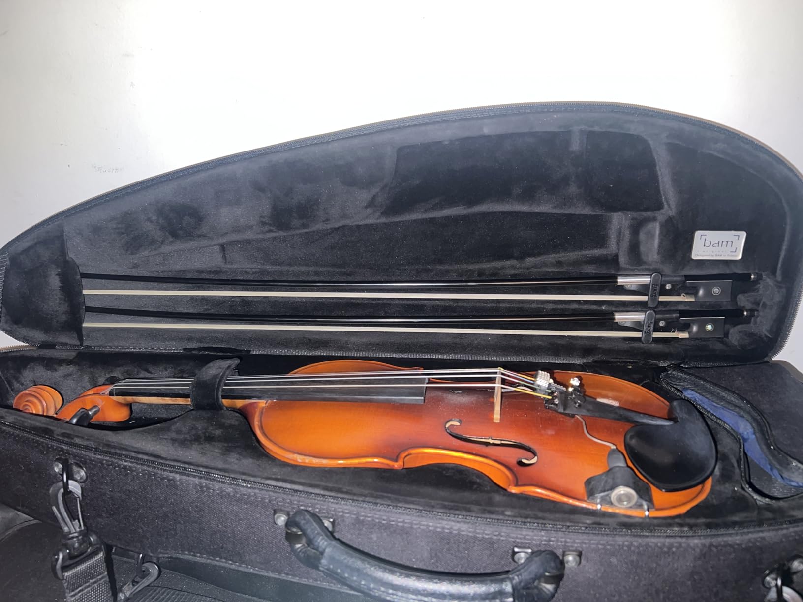Kmise Carbon Fiber Violin Bows: Lightweight Violin Bow 4/4, Anti-Deformation Full Size Fiddle Bow, Ultra-Stretchy Horse Hair, Gift for Professional, Beginner, Adults, Kids Violins Practice (Black) customer photo 2