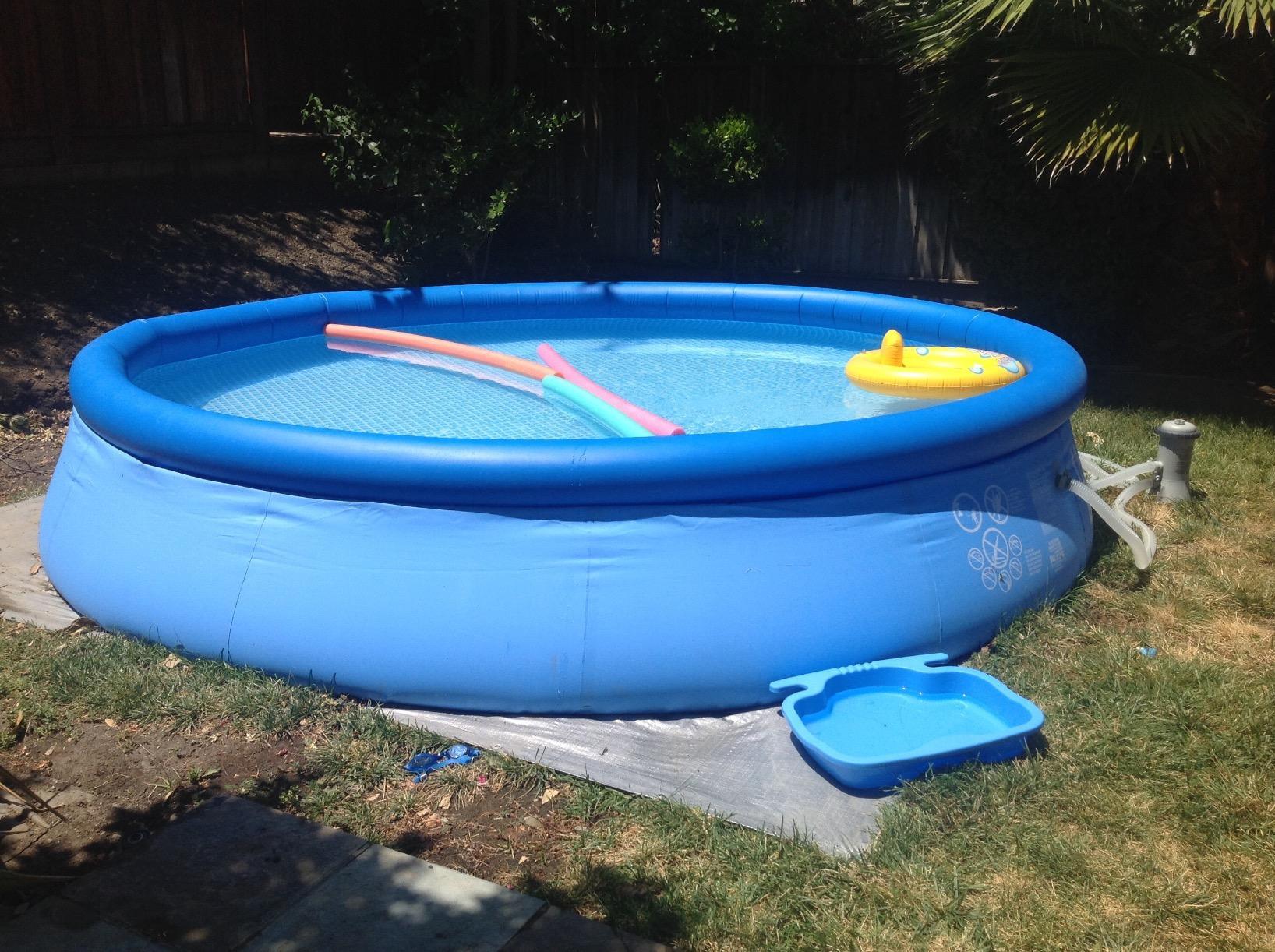 INTEX Easy Set 15 ft x 48in Above Ground Pool Set, Round Inflatable Swimming Pool with 1000 GPH Cartridge Filter Pump, Ladder, Cover, & Ground Cloth customer photo 1