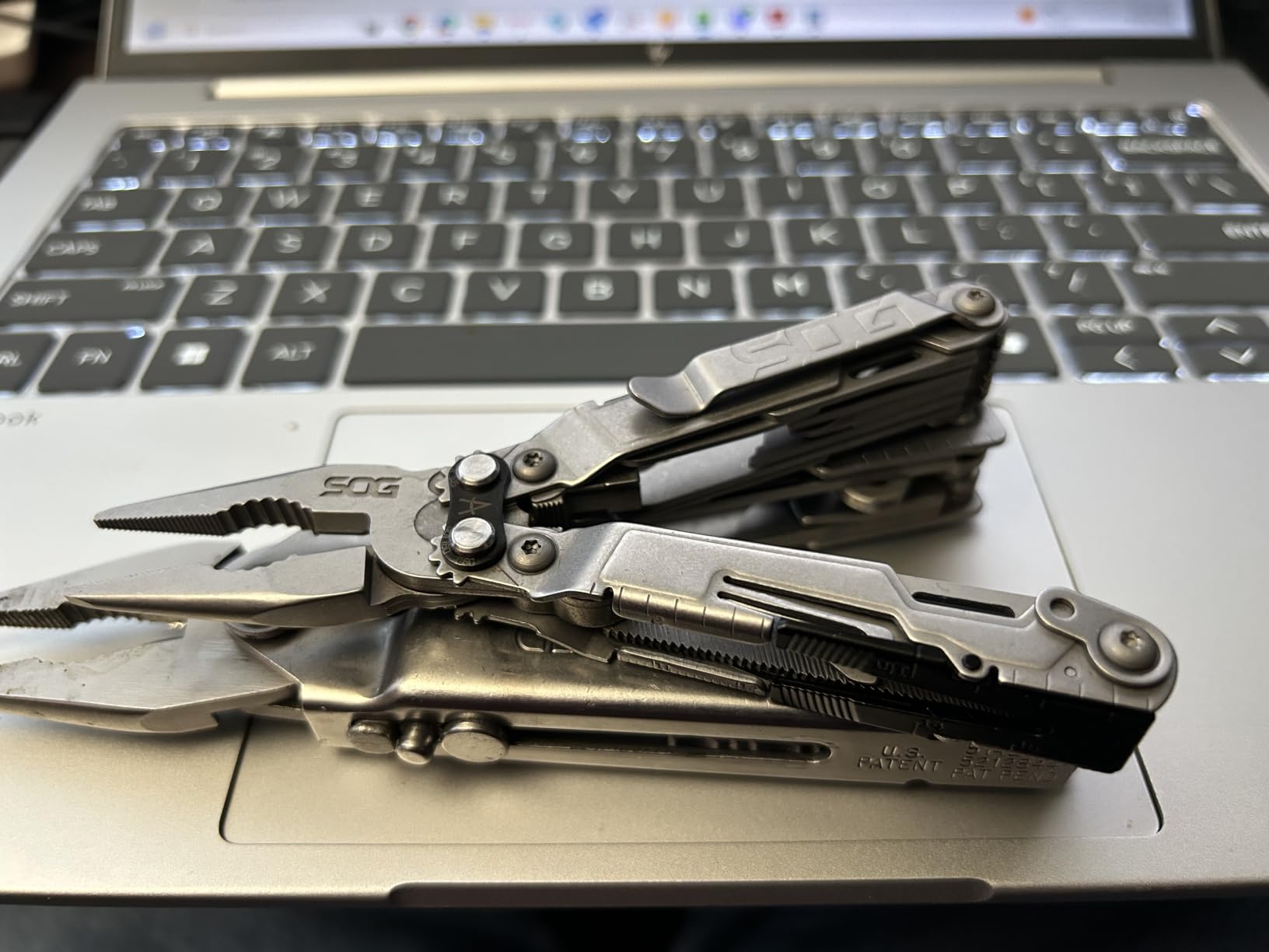 SOG PowerPint Mini Compact Stainless Steel Multi-Tool |18 Lightweight Specialty Tools & SOG Multitool Pliers Pocket Knife, Stone Wash customer photo 1