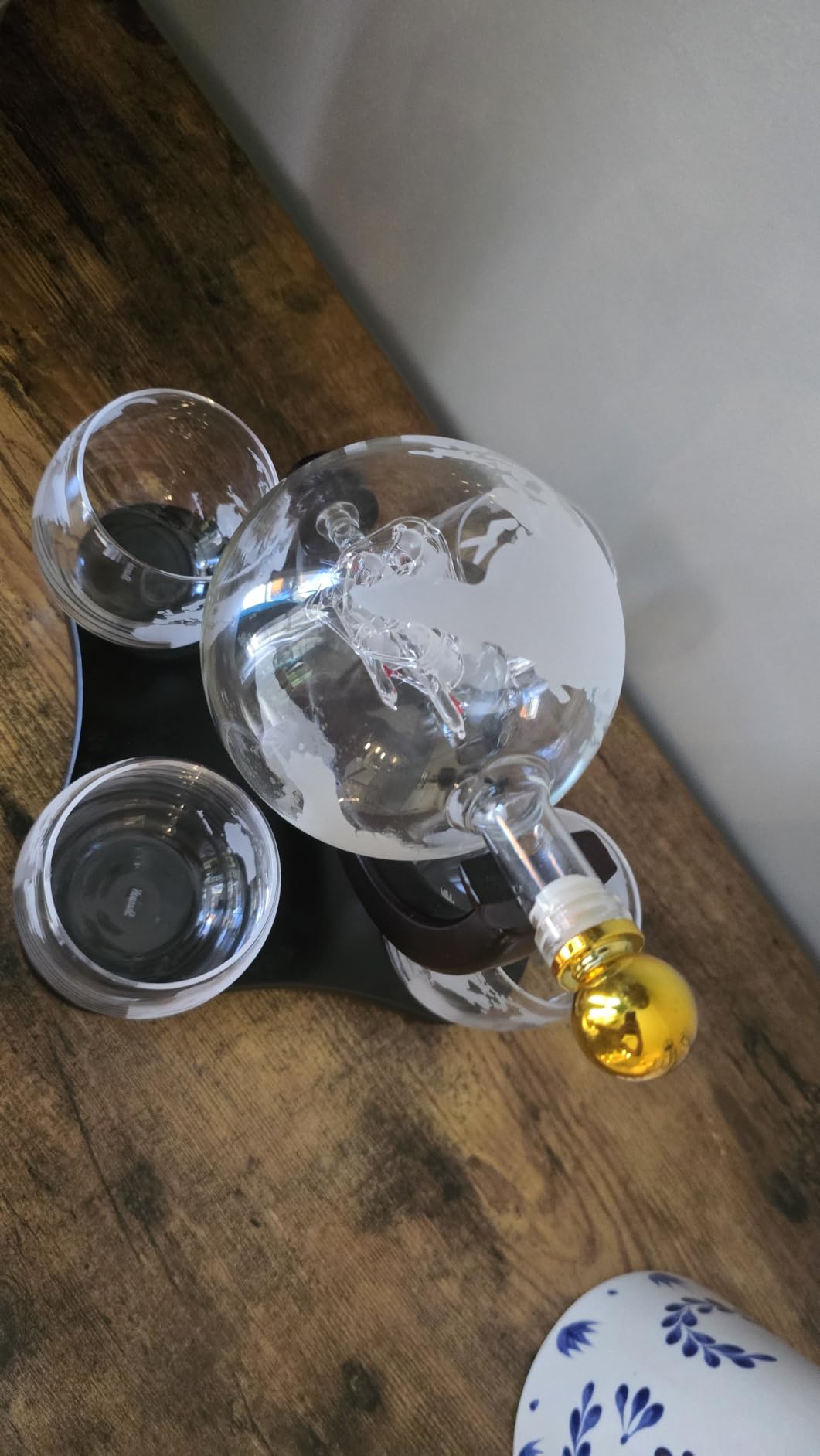 Gifts for Men, Whiskey Decanter Globe Set with 2 Etched Whiskey Glasses - for Liquor Scotch Bourbon Vodka, Gifts For Dad - 850ml customer photo 1