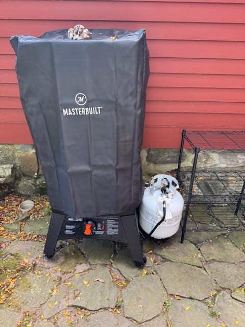Masterbuilt 40-inch Vertical BBQ Smoker Weather-Resistant Polyester Cover to Fit All Masterbuilt 40-inch Vertical Smokers in Black, Model MB20080210 customer photo 2