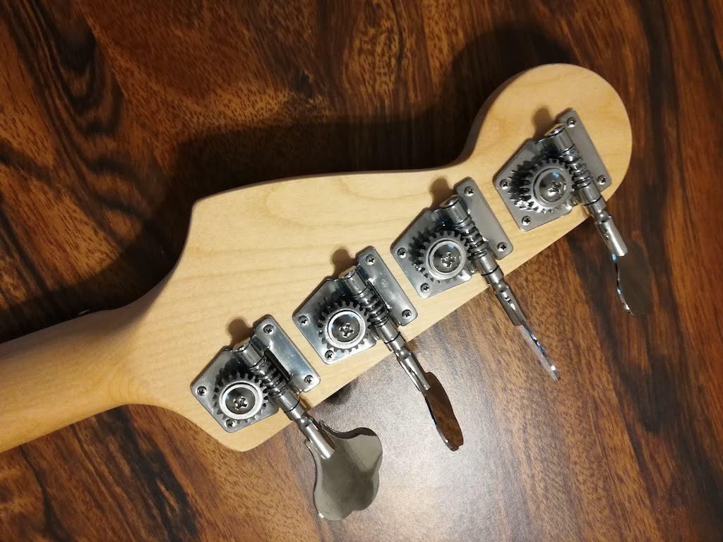 Glarry Electric Bass Guitar Full Size 4 String Rosewood Basswood Fire Style Exquisite Burning Bass (Dark Blue) customer photo 1