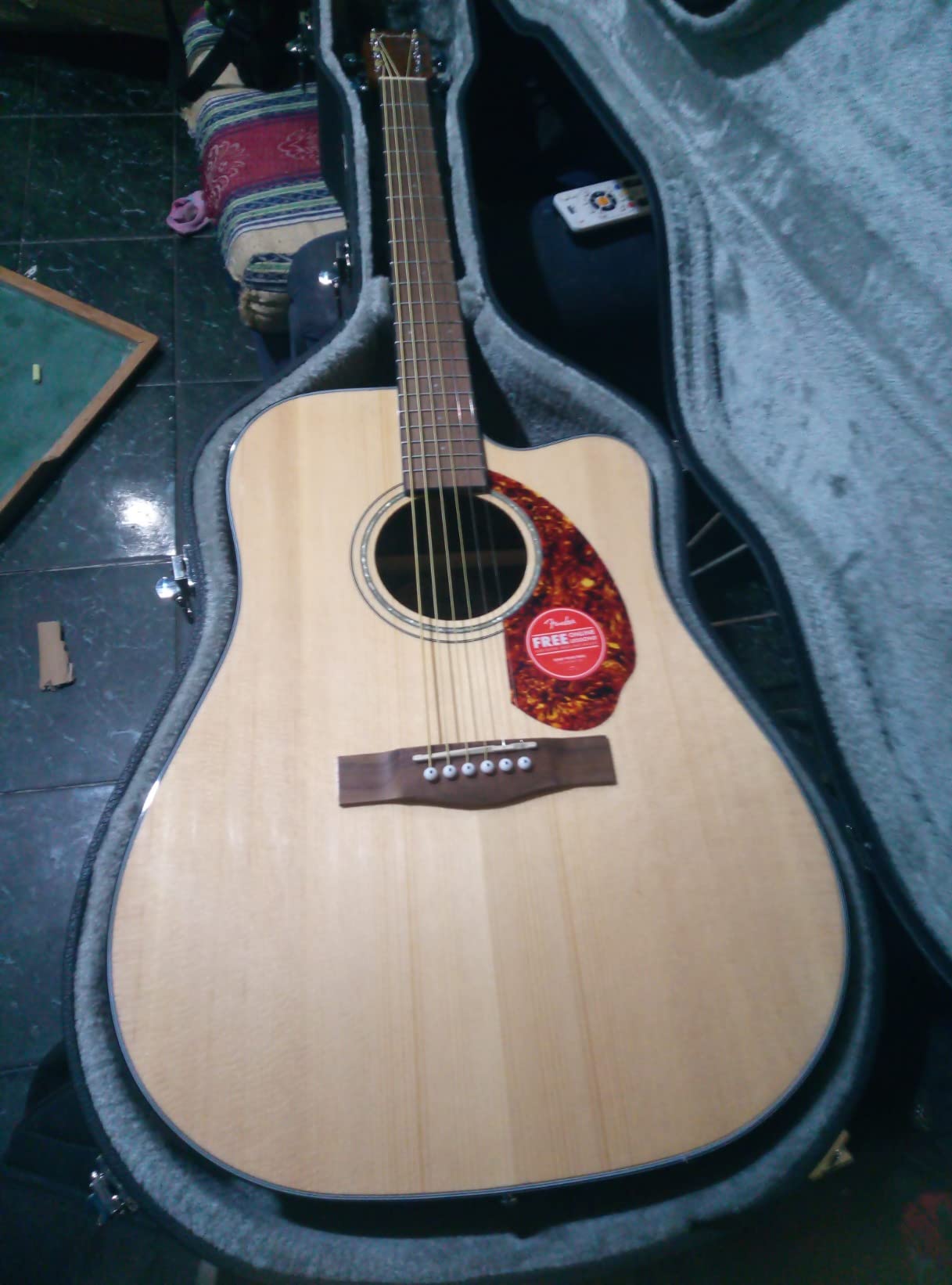 Fender CD-140SCE All-Mahogany Dreadnought Cutaway Acoustic Electric Guitar, with 2-Year Warranty, Fishman Pickup and Preamp System, Natural, with Case customer photo 2