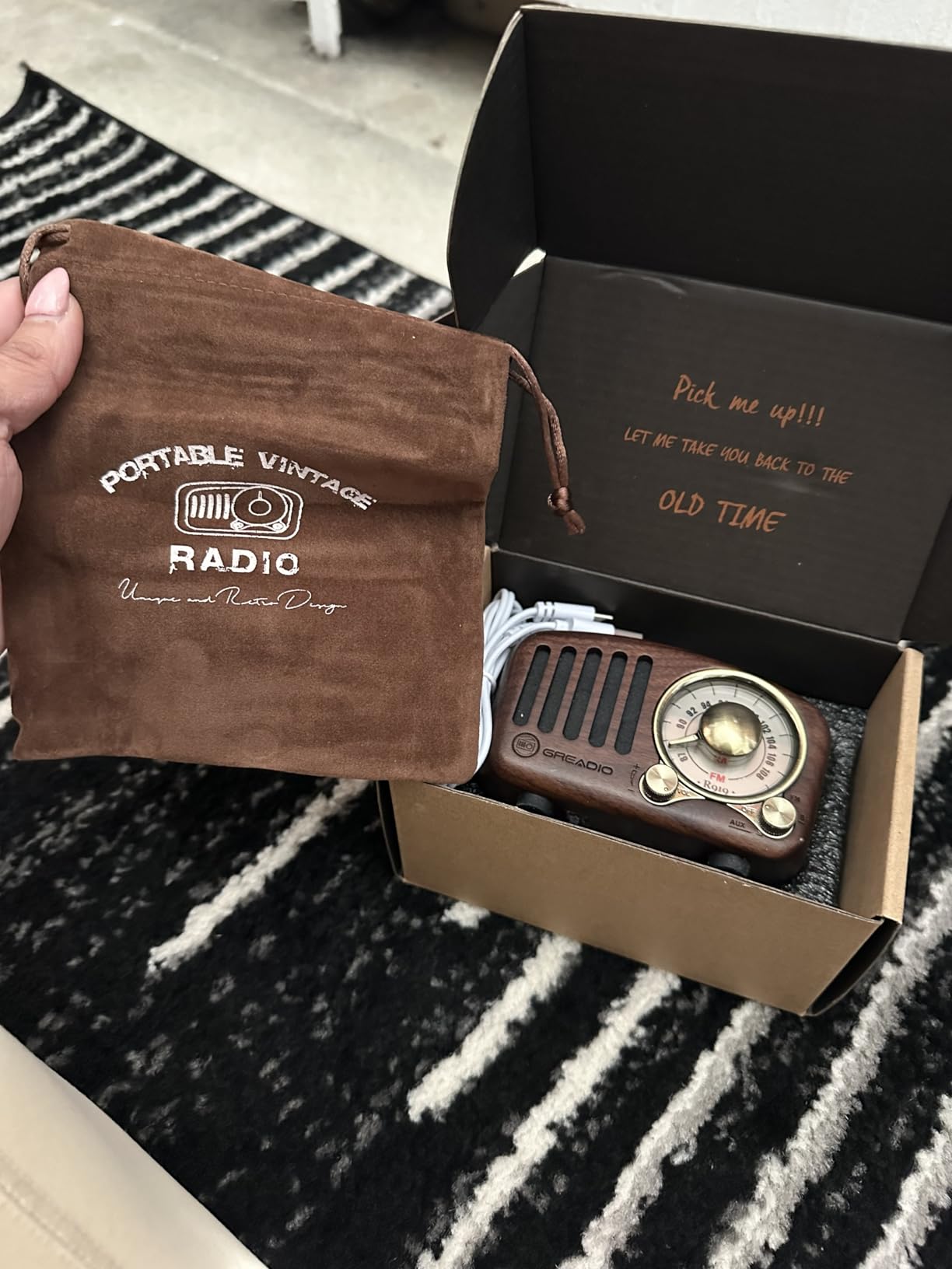 Greadio Retro Bluetooth Speaker, Walnut Wooden Vintage Radio Speaker | Old Fashioned Classic Style for Decor/Gift, Strong Bass Enhancement, Loud Volume, FM Radio, AUX/TF Card & MP3 Player customer photo 2