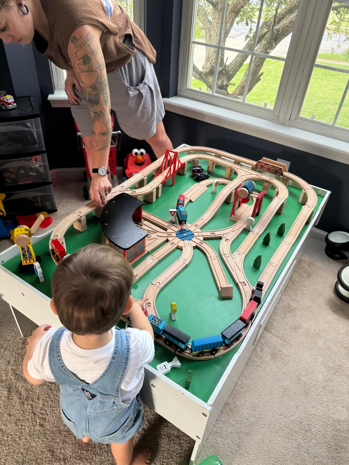 Melissa & Doug Wooden Railway Set, 130 Pieces customer photo 2