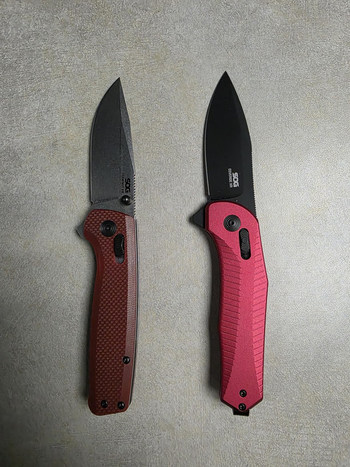 SOG Terminus XR G10 Daily Carry Rugged EDC Ambidextrous Pocket Folding Knife, G10 Handle, Wear-Resistant D2 Steel Blade customer photo 1