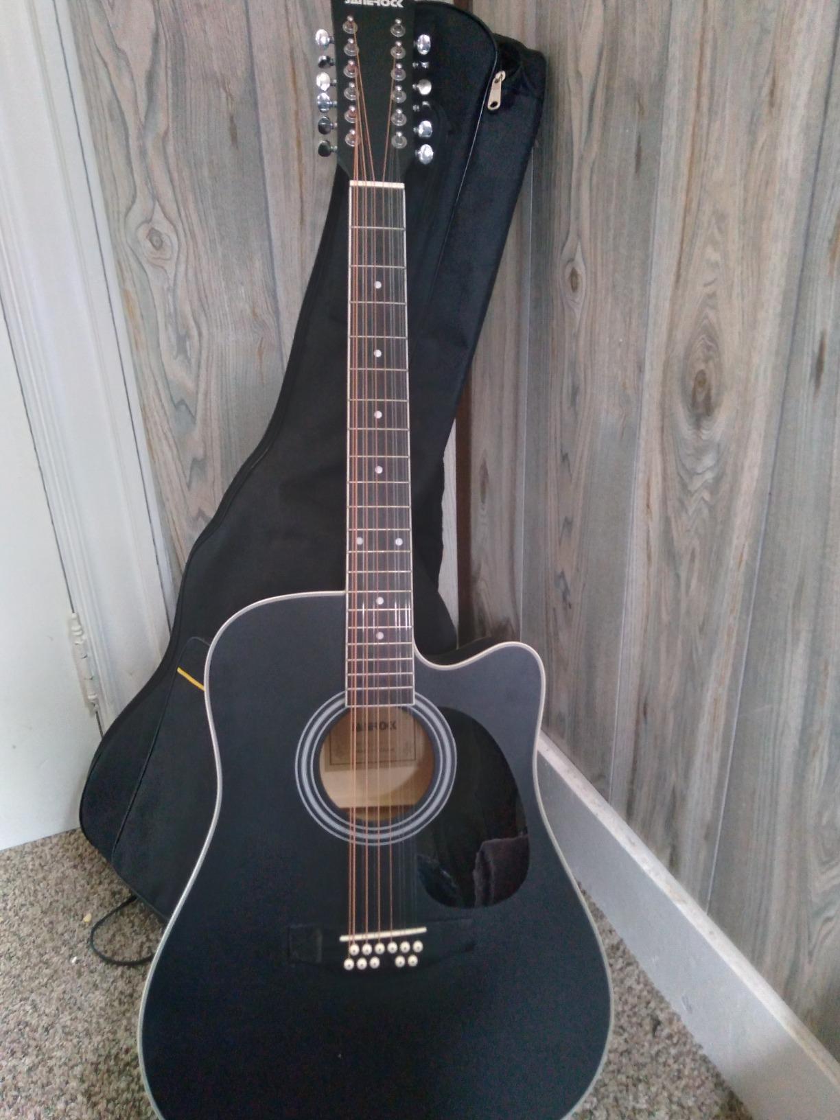 12 String Acoustic Guitar Cutaway, Adjustable Truss Rod Full Size Bundle with Gig Bag, Tuner, Strings, Strap, Picks, Black By Janerock customer photo 2