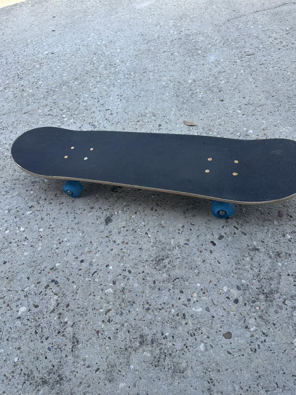 PHOEROS Complete Skateboards - Standard Skateboards for Beginners Kids Boys Girls Teenager - 31''x 8'' Canadian Maple Cruiser Pro Skate Board customer photo 1
