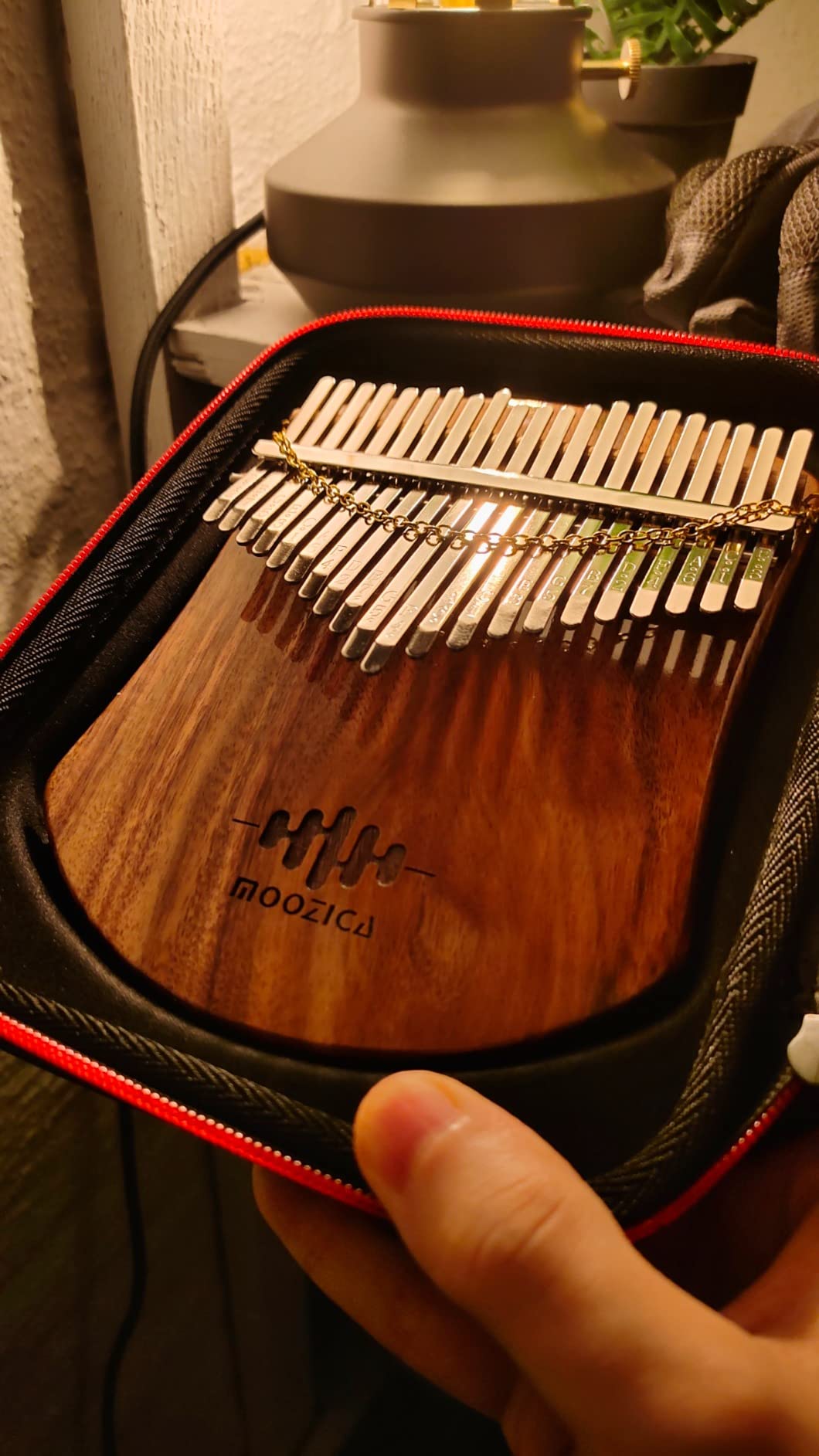 MOOZICA 21 Keys Solid Koa Kalimba Thumb Piano, Single Solid Wood Flat-board Professional Kalimba Marimba with Learning Instruction and High Performance Carrying Case customer photo 2