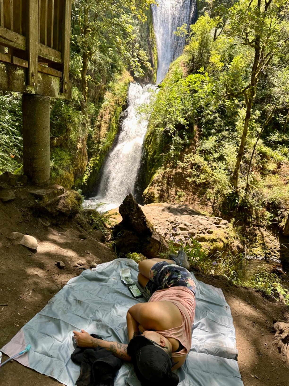 Orga'Neat Pocket Picnic Blanket, Sandproof Lightweight Pocket Camping Tarp, 55 x 60 Foldable & Fits into Small Bag, Water Resistant Washable Quick Dry Compact Beach Mat for Outdoor Recreation customer photo 2