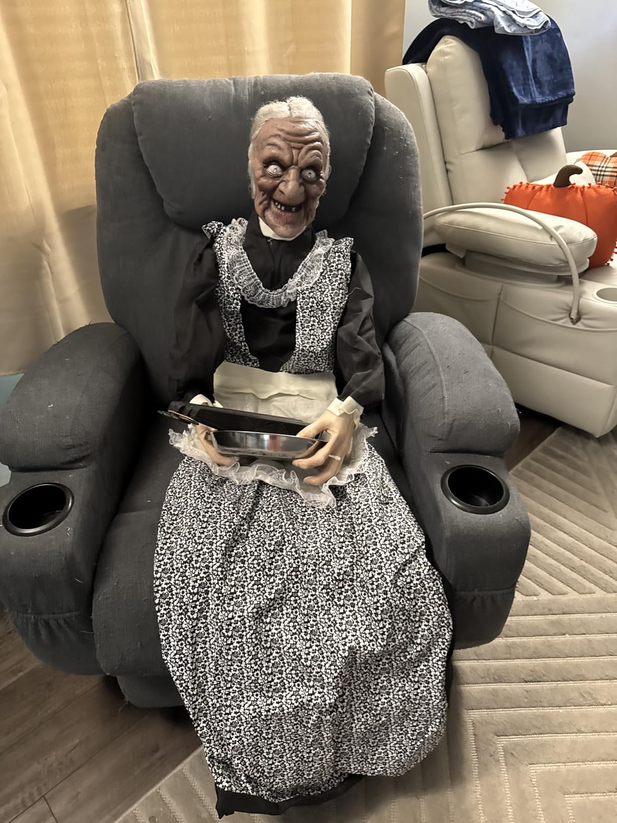 Haunted Hill Farm Life-Size 5.7-Ft Scary Ghost Bride, Halloween Animatronic with Touch Activated Lights and Sound, Battery Operated Indoor or Covered Outdoor Decorations, Creepy Prop customer photo 2