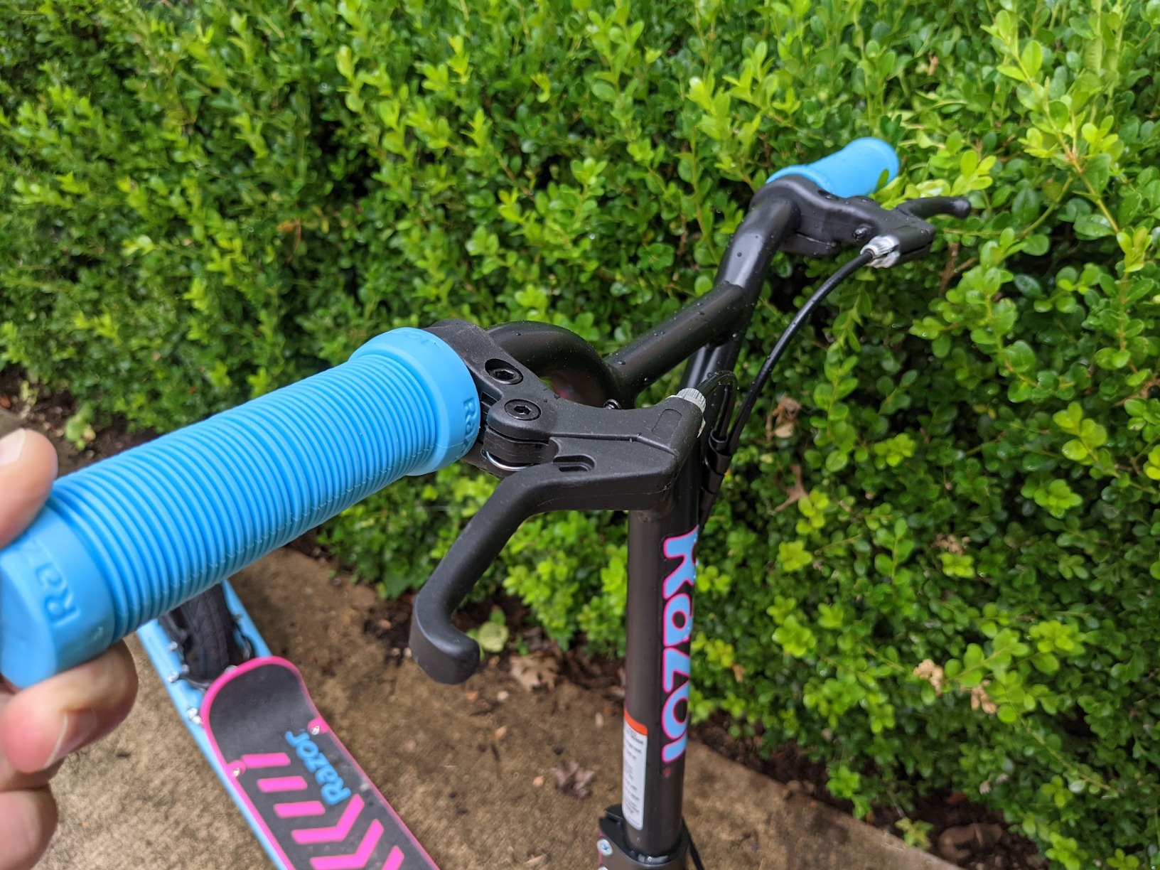 Razor Flashback Kick Scooter - 12