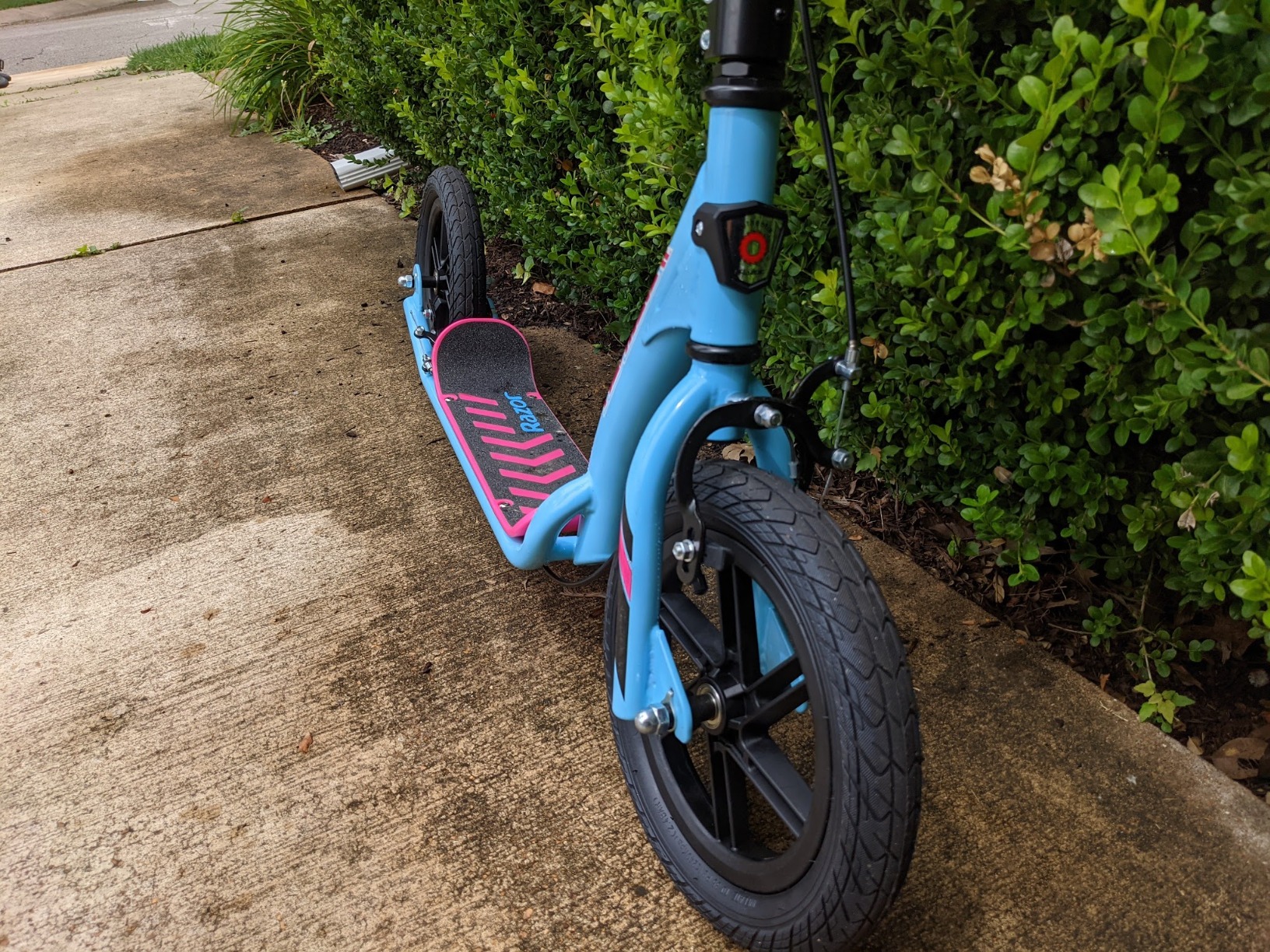 Razor Flashback Kick Scooter - 12