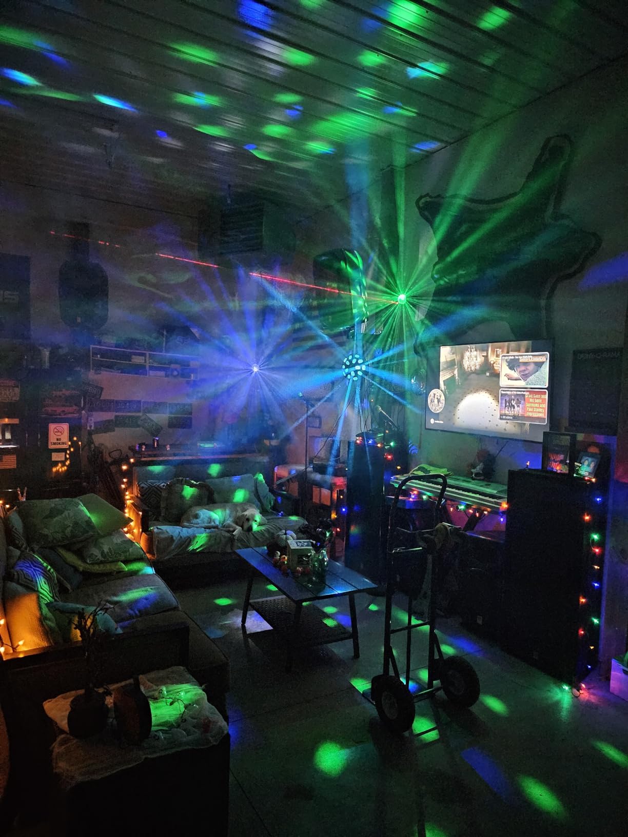 MOSFiATA Fog Machine with Disco Light 600W Smoke Machine RGB LED lights, 2500 CFM Spray, Remote Control, Perfect for Halloween, Christmas, Wedding, Party, Club, DJ Stage Effect customer photo 1