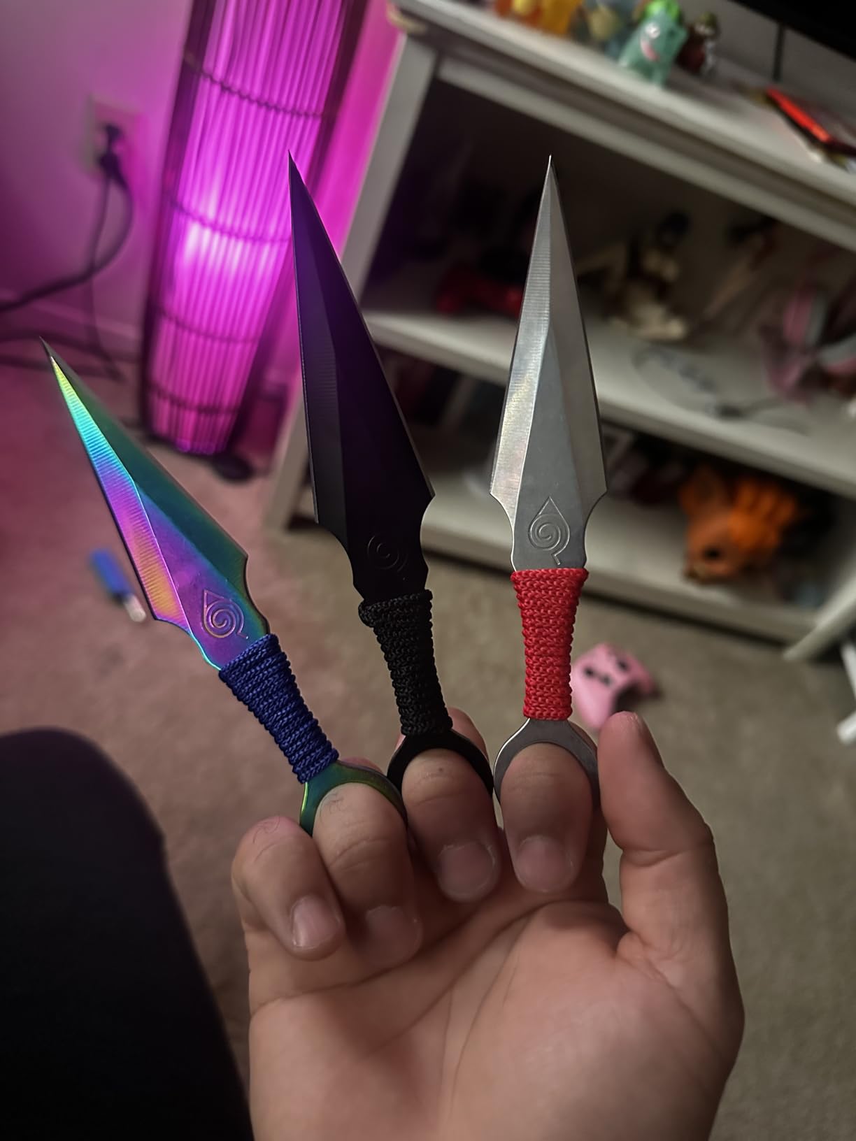 Steel Anime 3 Piece Kunai Thrower Throwing Blades Display Set Japanese Ninja, 6-1/2-Inch Overall for Recreation (Rainbow Leaf Style) customer photo 2