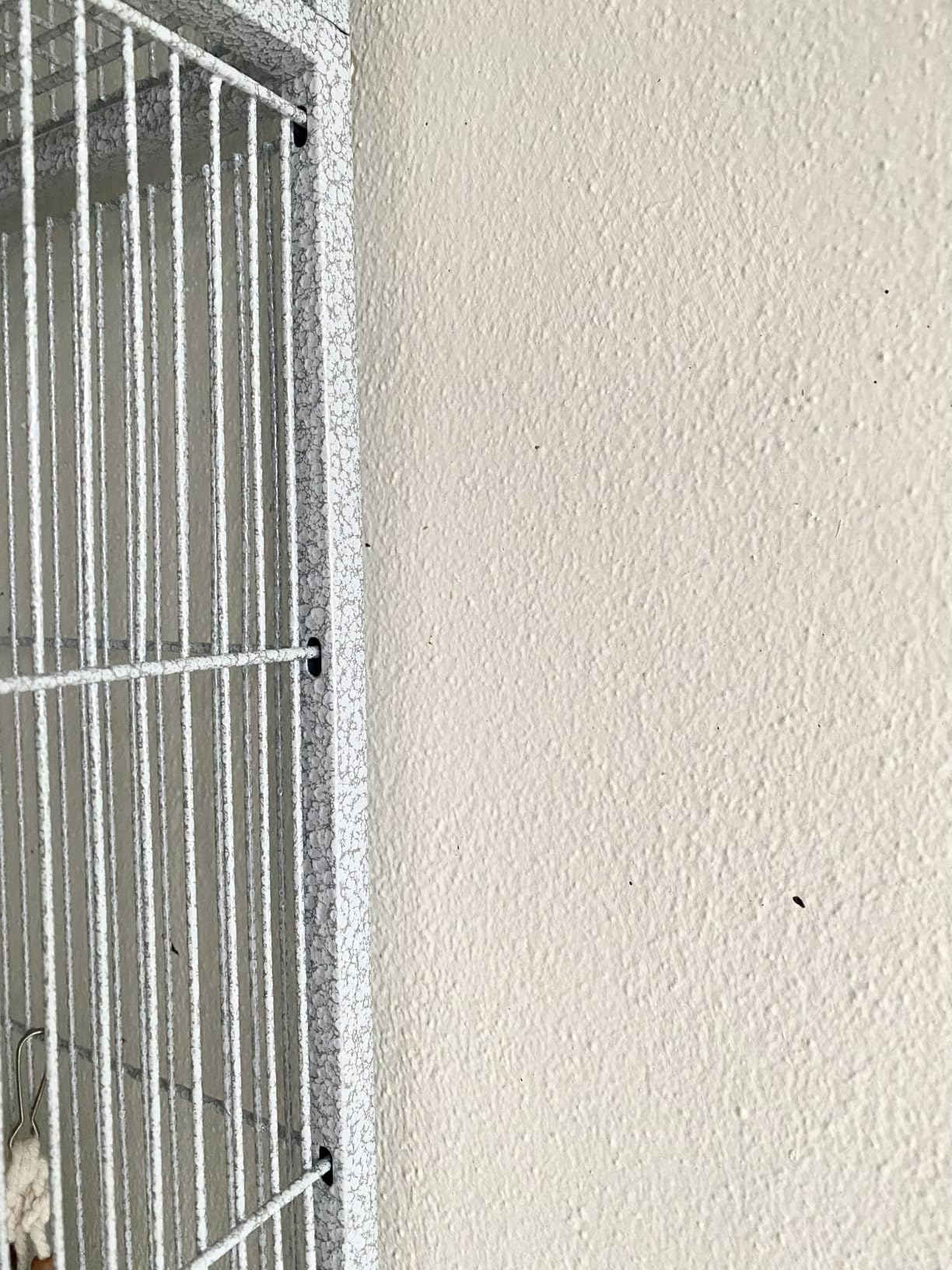 Yaheetech 69'' Extra Large Bird Cage Metal Parrot Cage w/Detachable Stand for Mid-Sized Parrots Cockatiels Conures Parakeets Lovebirds Budgie Finch, White customer photo 2