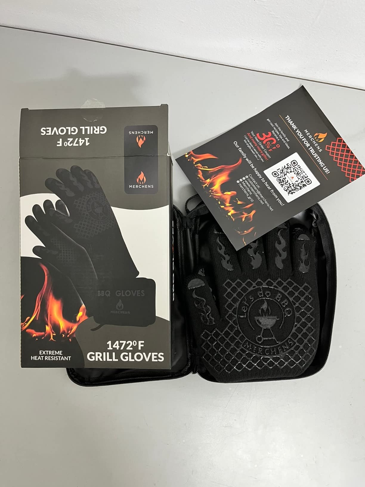 BBQ Grill & Oven Gloves 1472°F Heat Resistant | Storage Case & Gift Box | Fireproof, Non-Slip Silicone Mitts, Extra-Long Protection for Grilling, Smoking & Baking | Pro Series BBQ Gloves - Easy Clean customer photo 1