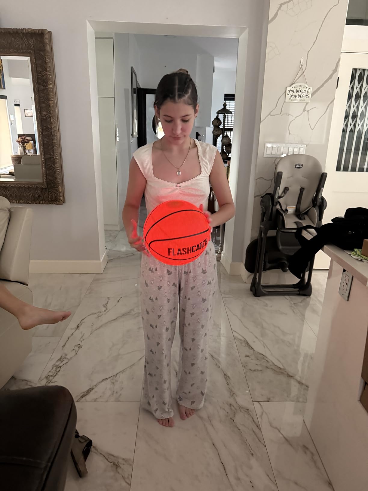 FlashCatch Light Up Basketball - Glow in The Dark - Sports Gear Accessories Gifts for Boys 8-15+ Year Old - Kids Teens Gift Birthday Ideas - Teen Boy Toys Ages 8 9 10 11 12 13 14 15 Outdoor Teenager customer photo 1