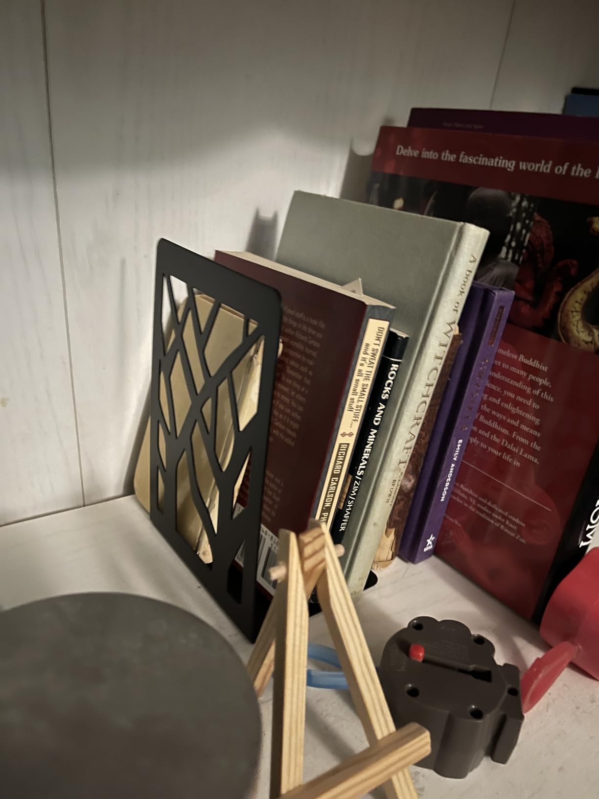 MaxGear Book Ends Tree Design Bookends for Shelves 7 x 4.7 x 3.5 inch 1 Pair | Metal Construction, Heavy Duty, Non-Skid Pads, Scratch Resistant, Stable Support, Space Saving, 2 Pieces, Bookcase Desktop Use customer photo 2