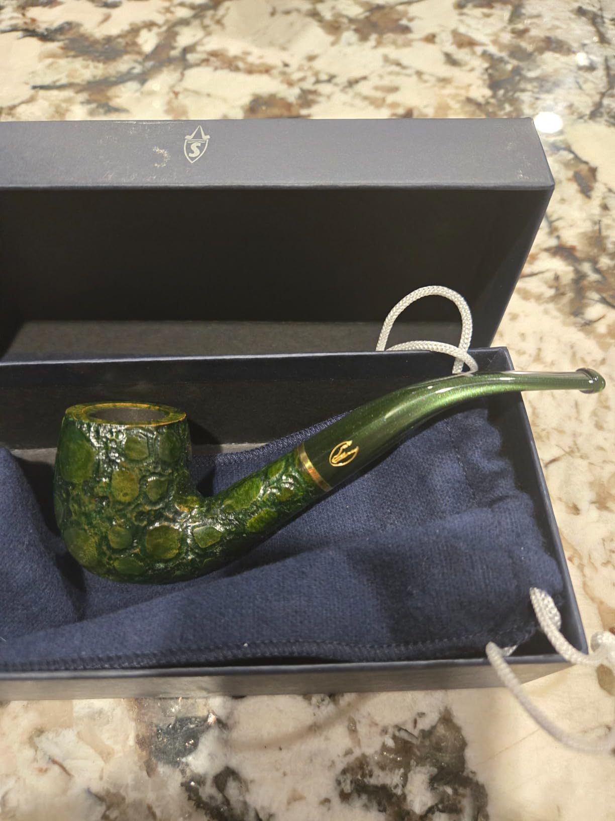 Savinelli Pipes Alligator Collection: Colorful Wood Briar Pipe (Blue, 606 KS) customer photo 2