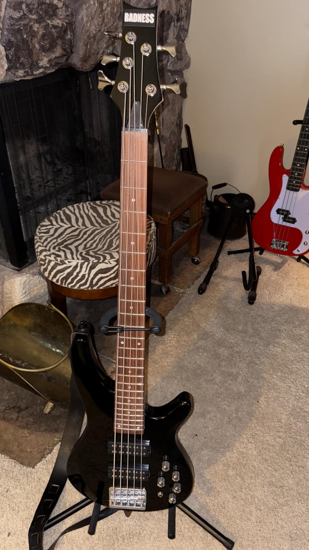 Ktaxon 5 String Electric Bass Guitar, Full Size Standard Right Handed Rosewood Fretboard Bass Kit with Gig Bag Strap Cable Wrench Tool (Upgraded Sunset) customer photo 1
