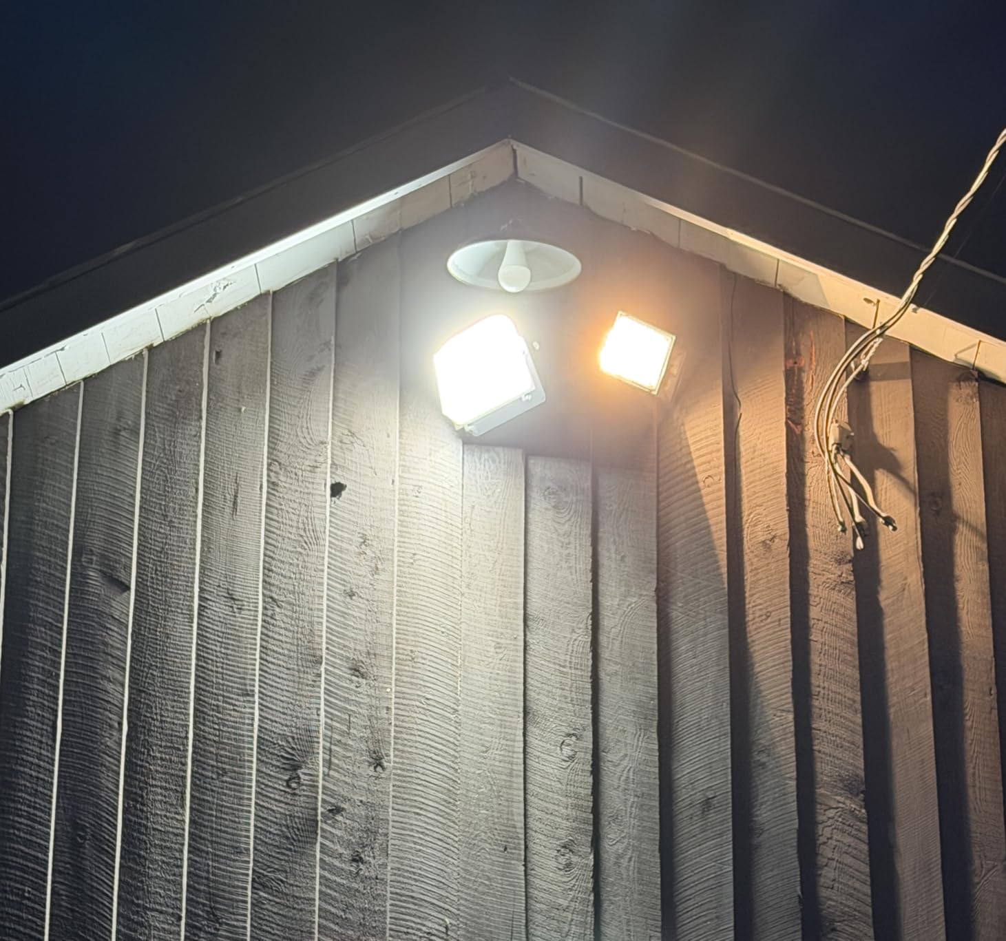 LED Wall Pack Light: 120W 18000LM Glass Lens Wall Pack Lights Outdoor LED, LED Wall Pack Daylight 5000K for Yard Parking Lot Barn Warehouse UL Listed customer photo 2